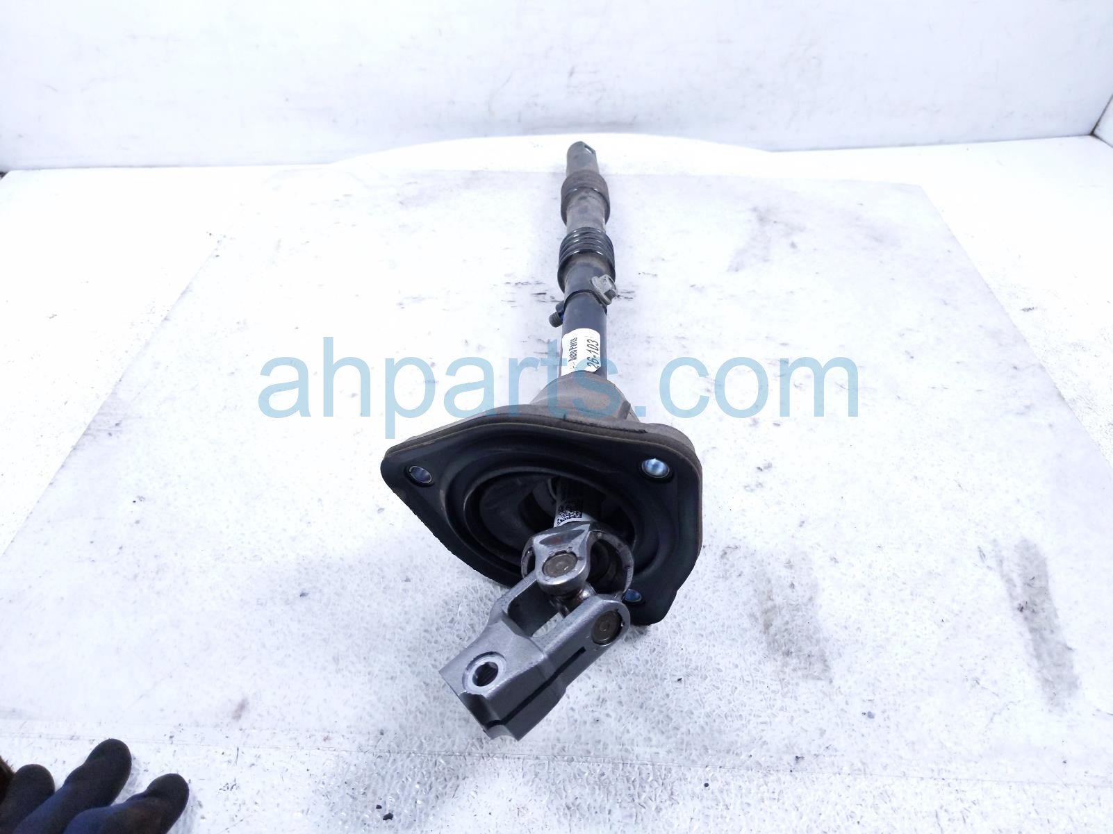 2022 Chevy Tahoe Steering Intermediate Column Shaft 6.2l 4x4 85153846 Replacement 2022 Chevy Tahoe Steering Intermediate Column Shaft 6.2l 4x4 85153846 Replacement thumbnail