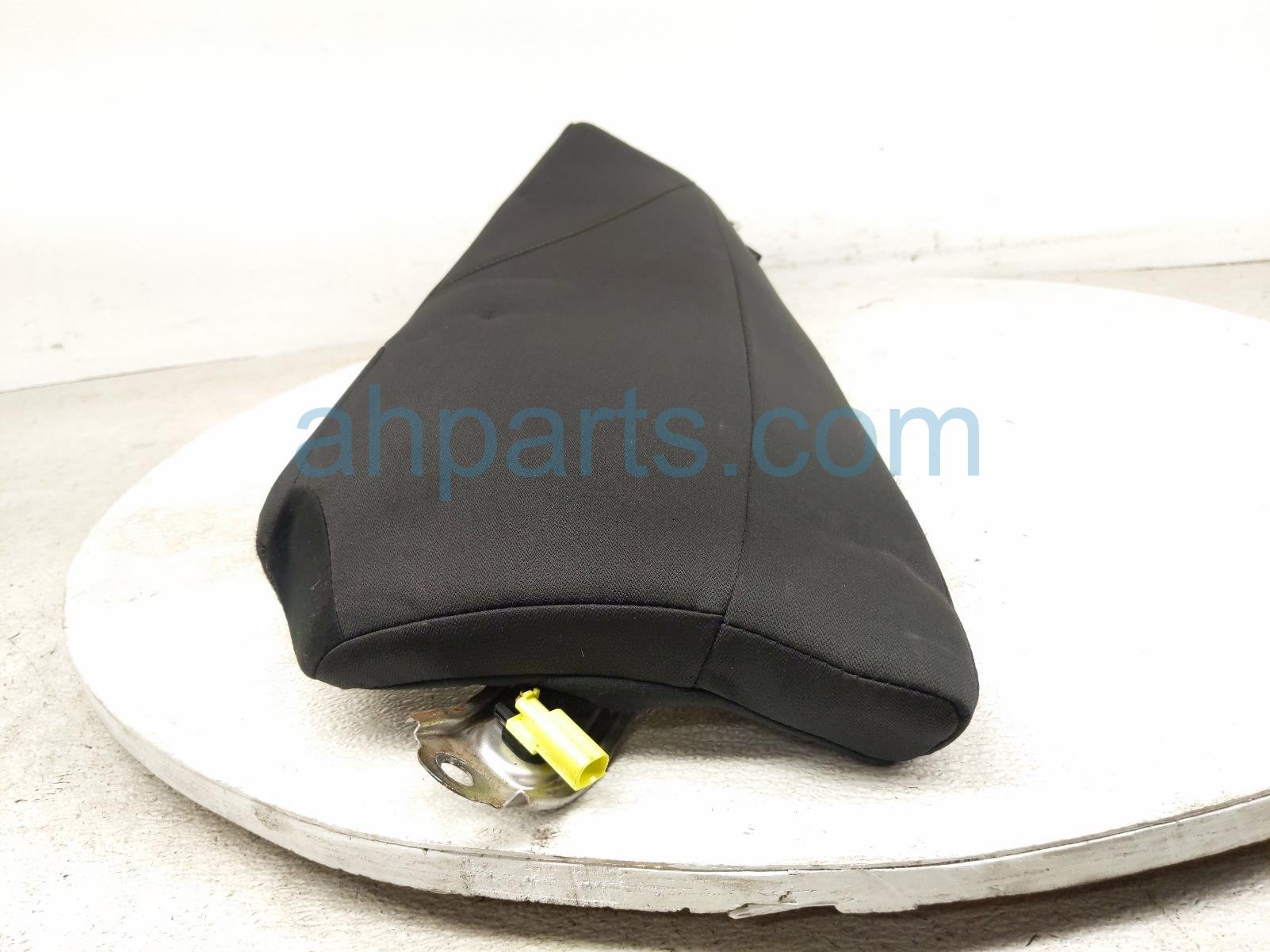 2018 Toyota Camry Back (2nd Row) Rear Driver Seat Bolster W/airbag Black 73930 33070 Replacement 2018 Toyota Camry Back (2nd Row) Rear Driver Seat Bolster W/airbag Black 73930 33070 Replacement thumbnail