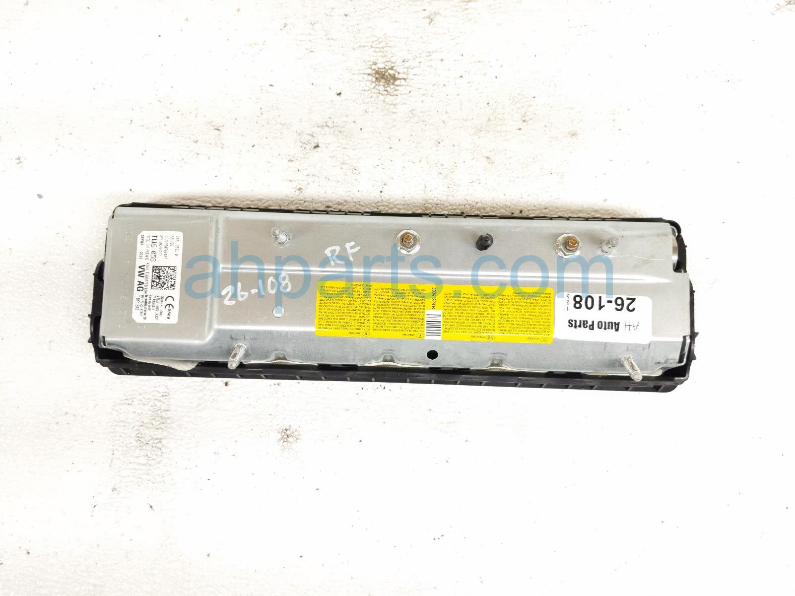 2023 Audi A3 Audi Passenger Dash Airbag Black 8Y1 880 842 D Replacement 2023 Audi A3 Audi Passenger Dash Airbag Black 8Y1 880 842 D Replacement thumbnail