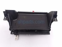 Toyota WIRELESS CHARGING PAD ASSY Toyota WIRELESS CHARGING PAD ASSY