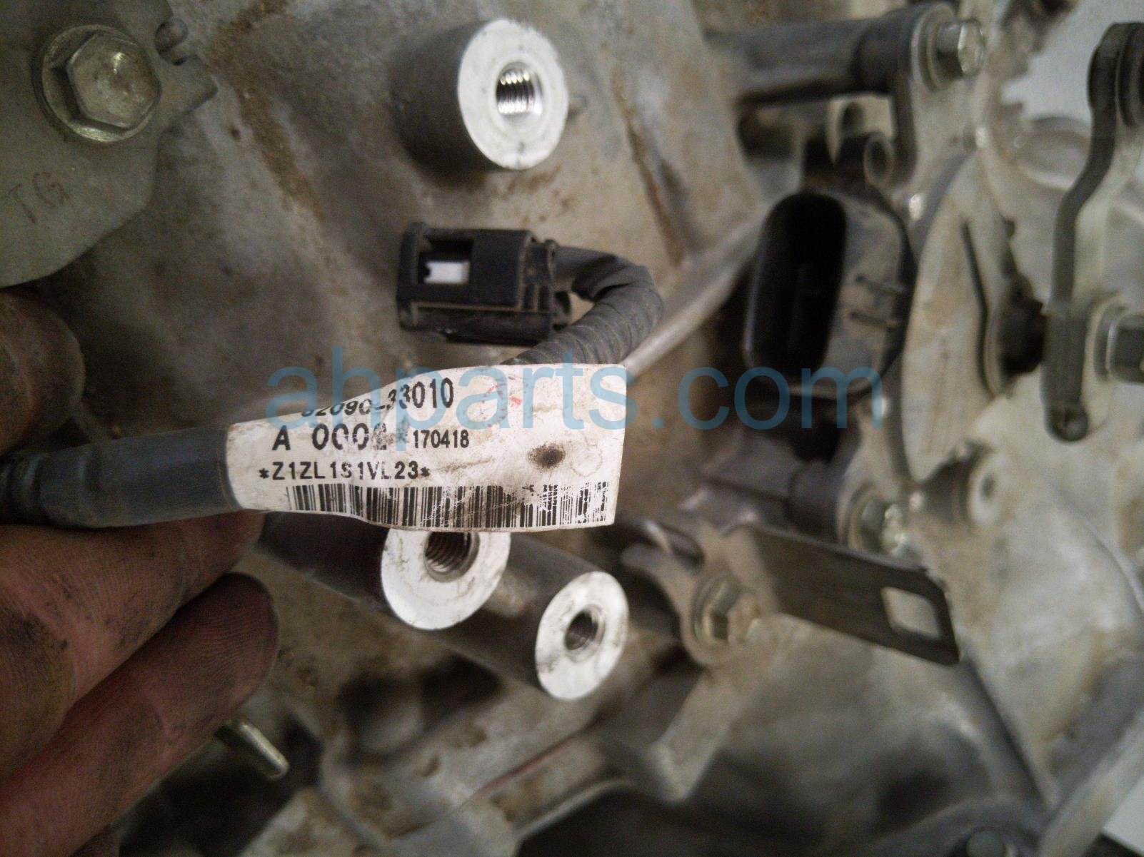 2018 Toyota Camry Automatic Transmission = 127k Mi 35104 33130 Replacement 2018 Toyota Camry Automatic Transmission = 127k Mi 35104 33130 Replacement thumbnail