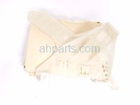 Toyota LH FUSE BOX / JUNCTION BLOCK Toyota LH FUSE BOX / JUNCTION BLOCK