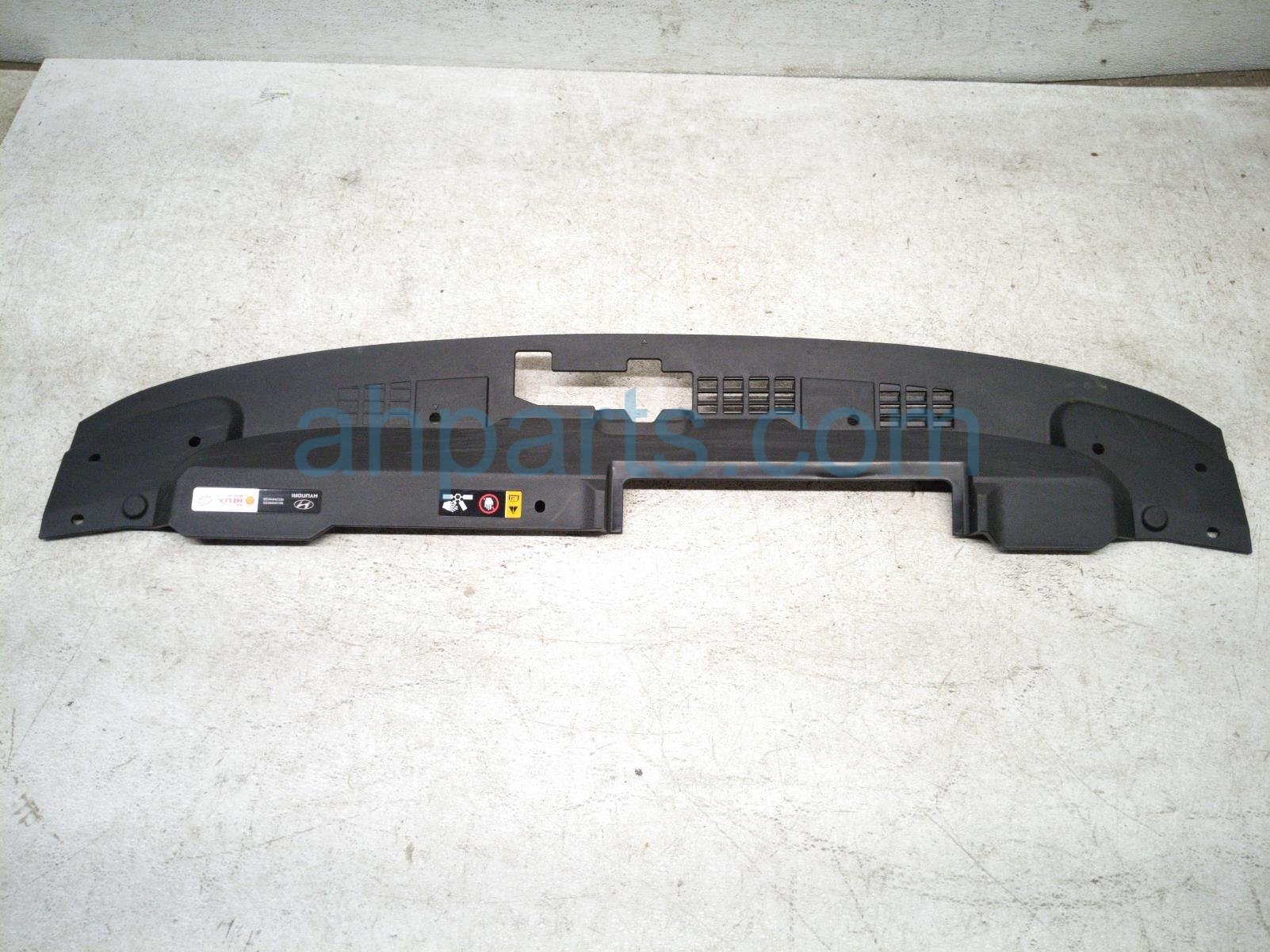 2025 Hyundai Sonata Grille Upper Radiator Support Sight Shield 86390 L1511 Replacement 2025 Hyundai Sonata Grille Upper Radiator Support Sight Shield 86390 L1511 Replacement thumbnail