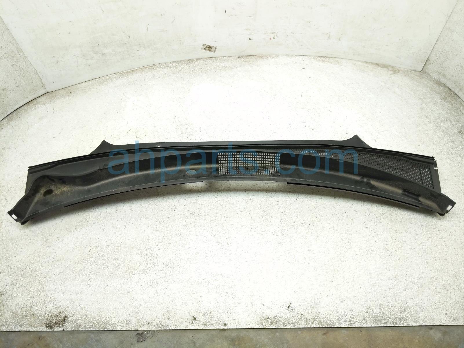 Kia WINDSHIELD COWL VENT GRILLE PANEL