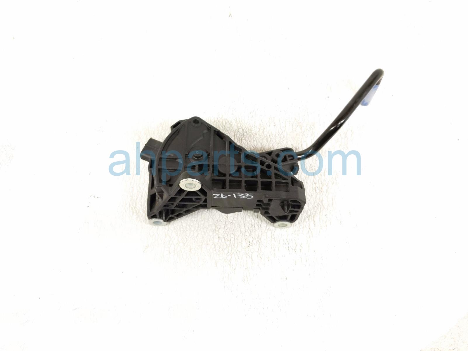 Toyota GAS / ACCELERATOR PEDAL ASSY - 2.5L