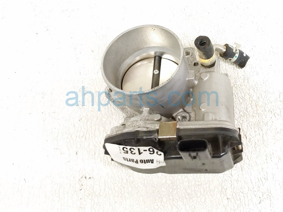 Toyota THROTTLE BODY - 2.5L AT