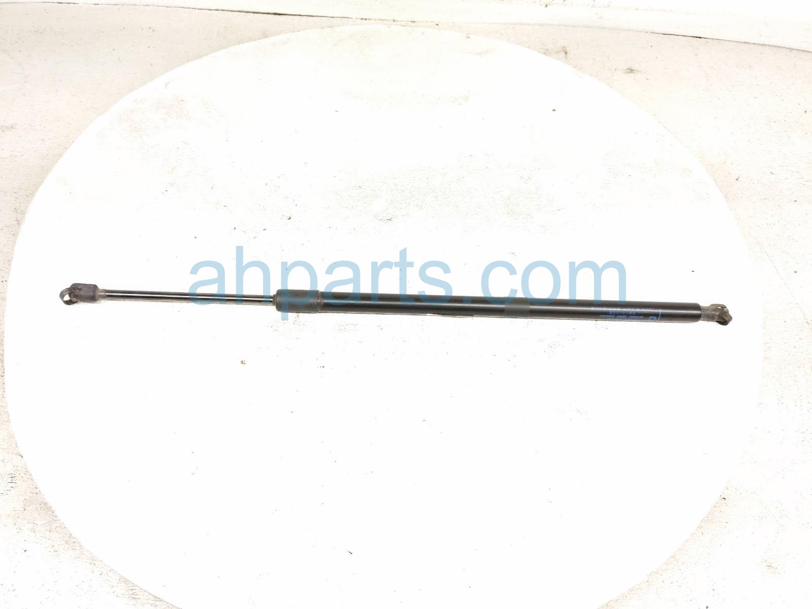 Toyota RR/RH TAILGATE STRUT / LIFT CYLINDER