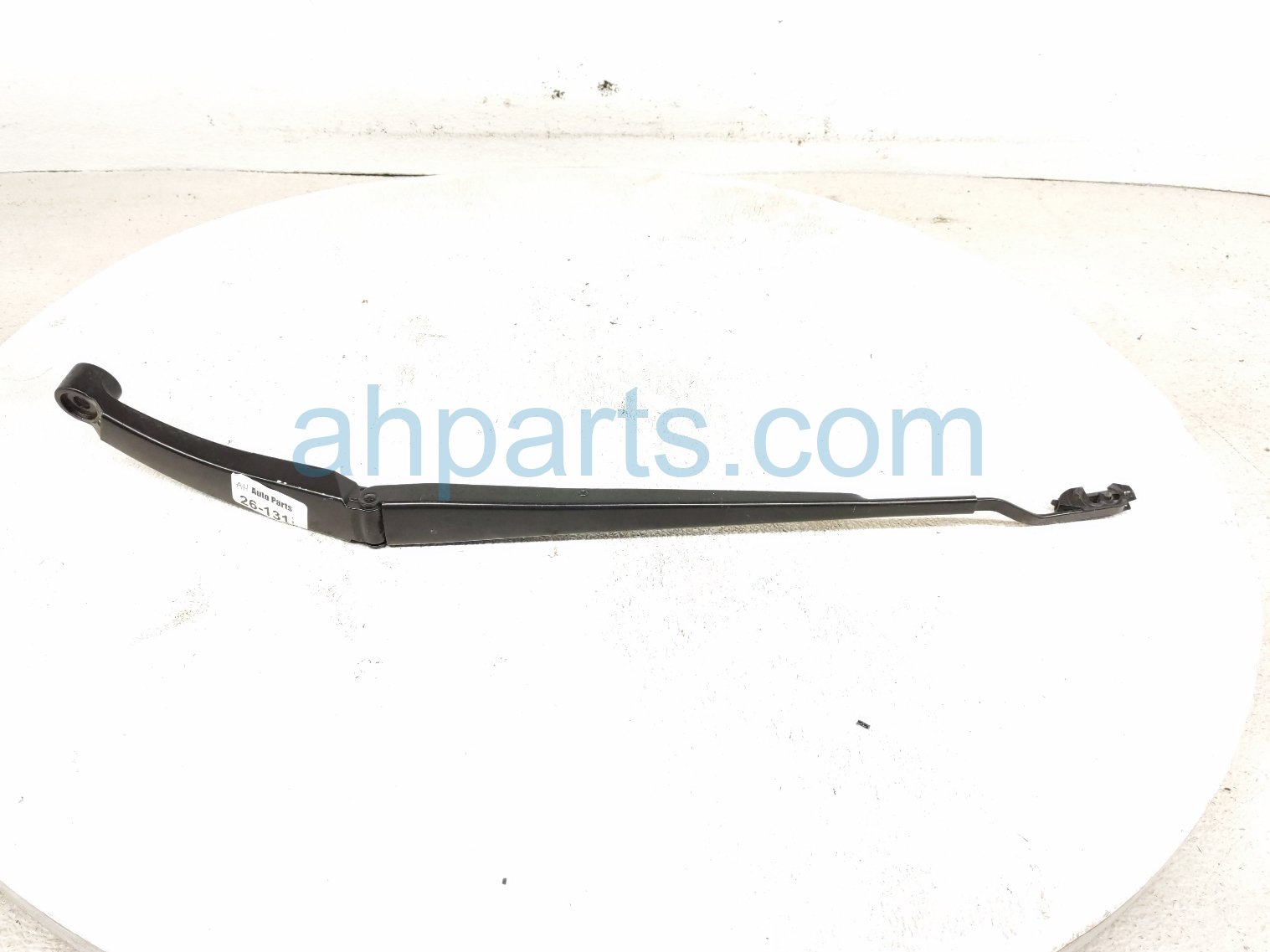 Toyota LH WINDSHIELD WIPER ARM