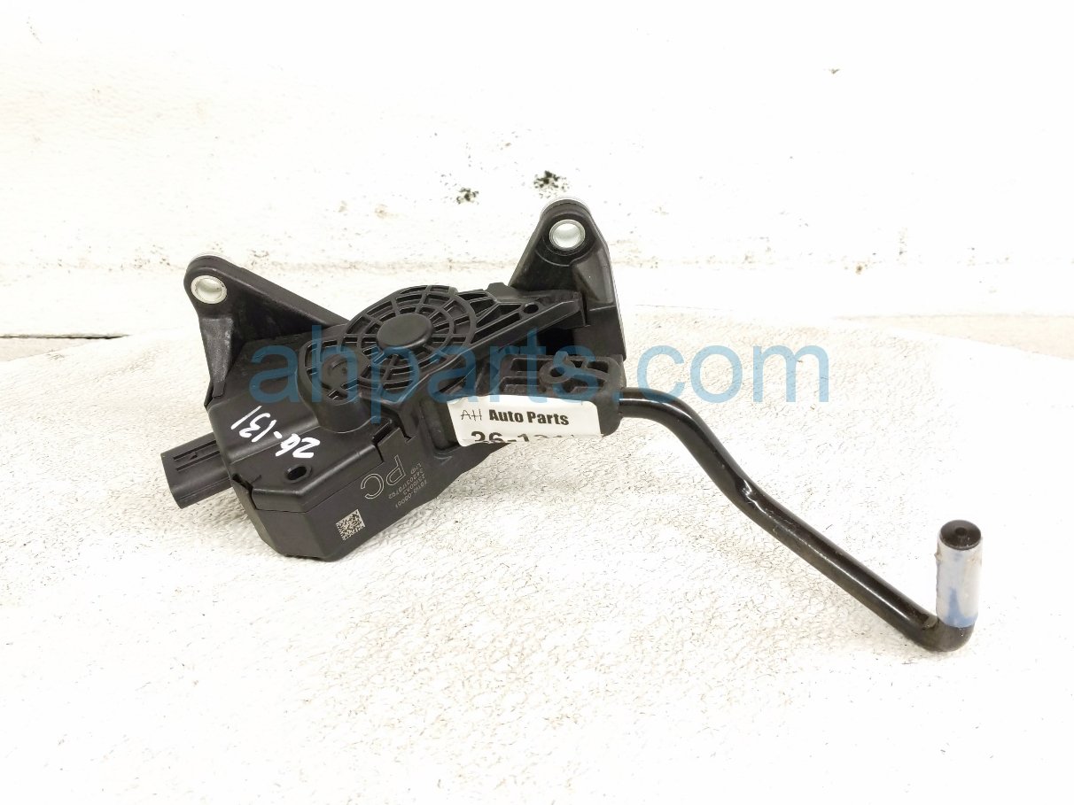 2023 Toyota Sienna Gas / Accelerator Pedal Assy 2.5l thir Replacement 2023 Toyota Sienna Gas / Accelerator Pedal Assy 2.5l thir Replacement thumbnail
