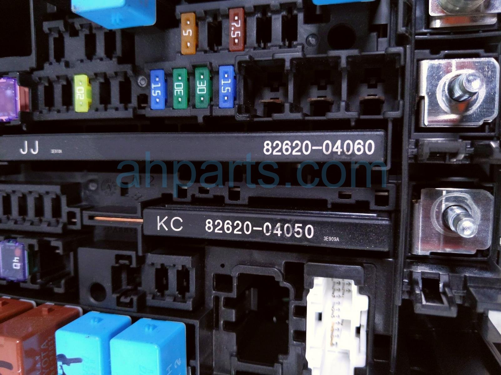 2024 Toyota Tacoma Engine Room Fuse Box 2.4l Fr 82644 V2020 Replacement 2024 Toyota Tacoma Engine Room Fuse Box 2.4l Fr 82644 V2020 Replacement thumbnail