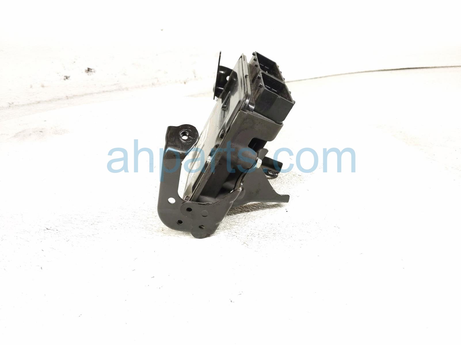 2026 Toyota Camry Ecu / Computer Engine Control Module 2.5l At Fwd 89661 0XC60 Replacement 2026 Toyota Camry Ecu / Computer Engine Control Module 2.5l At Fwd 89661 0XC60 Replacement thumbnail