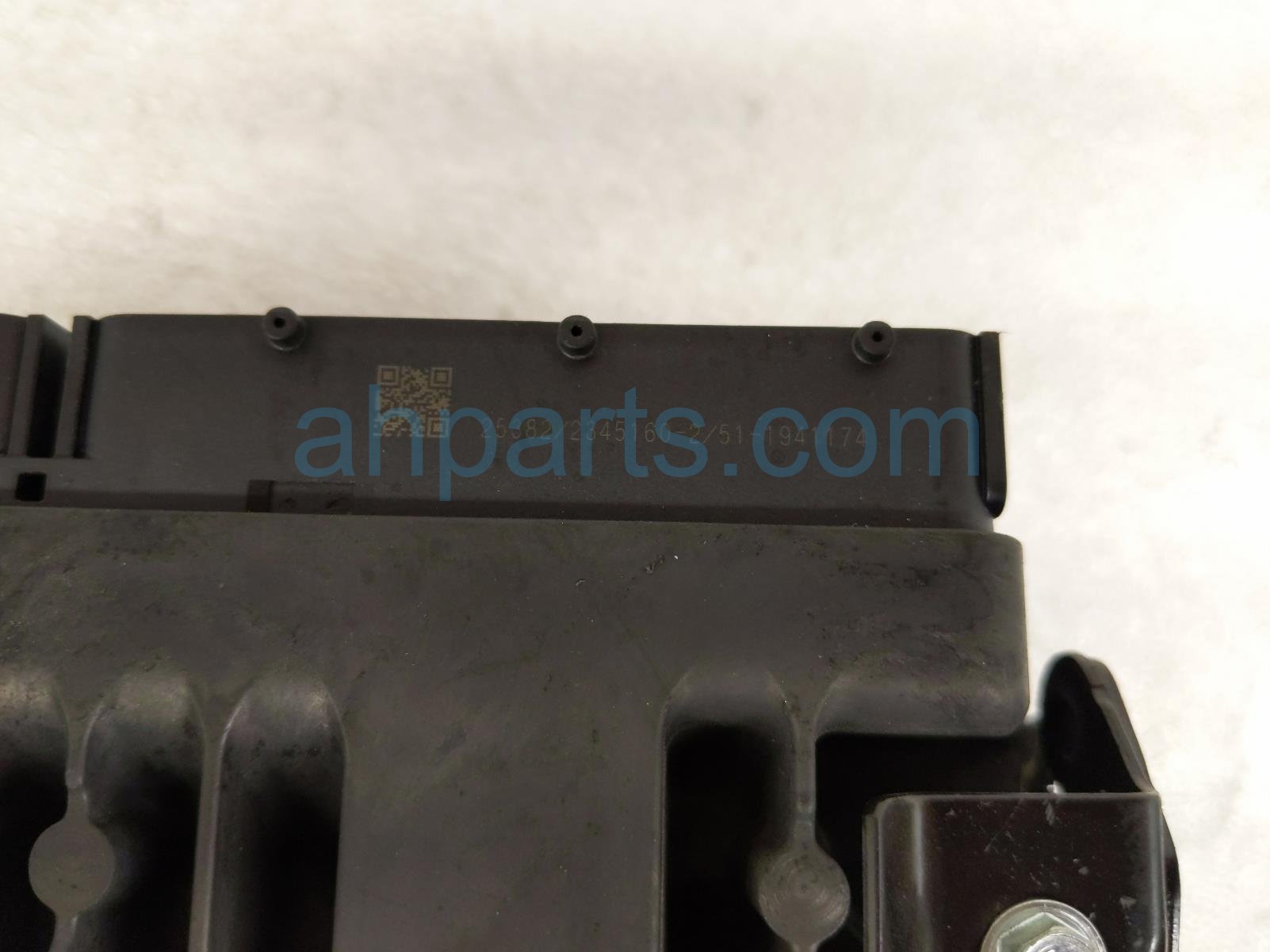 2026 Toyota Camry Ecu / Computer Engine Control Module 2.5l At Fwd 89661 0XC60 Replacement 2026 Toyota Camry Ecu / Computer Engine Control Module 2.5l At Fwd 89661 0XC60 Replacement thumbnail