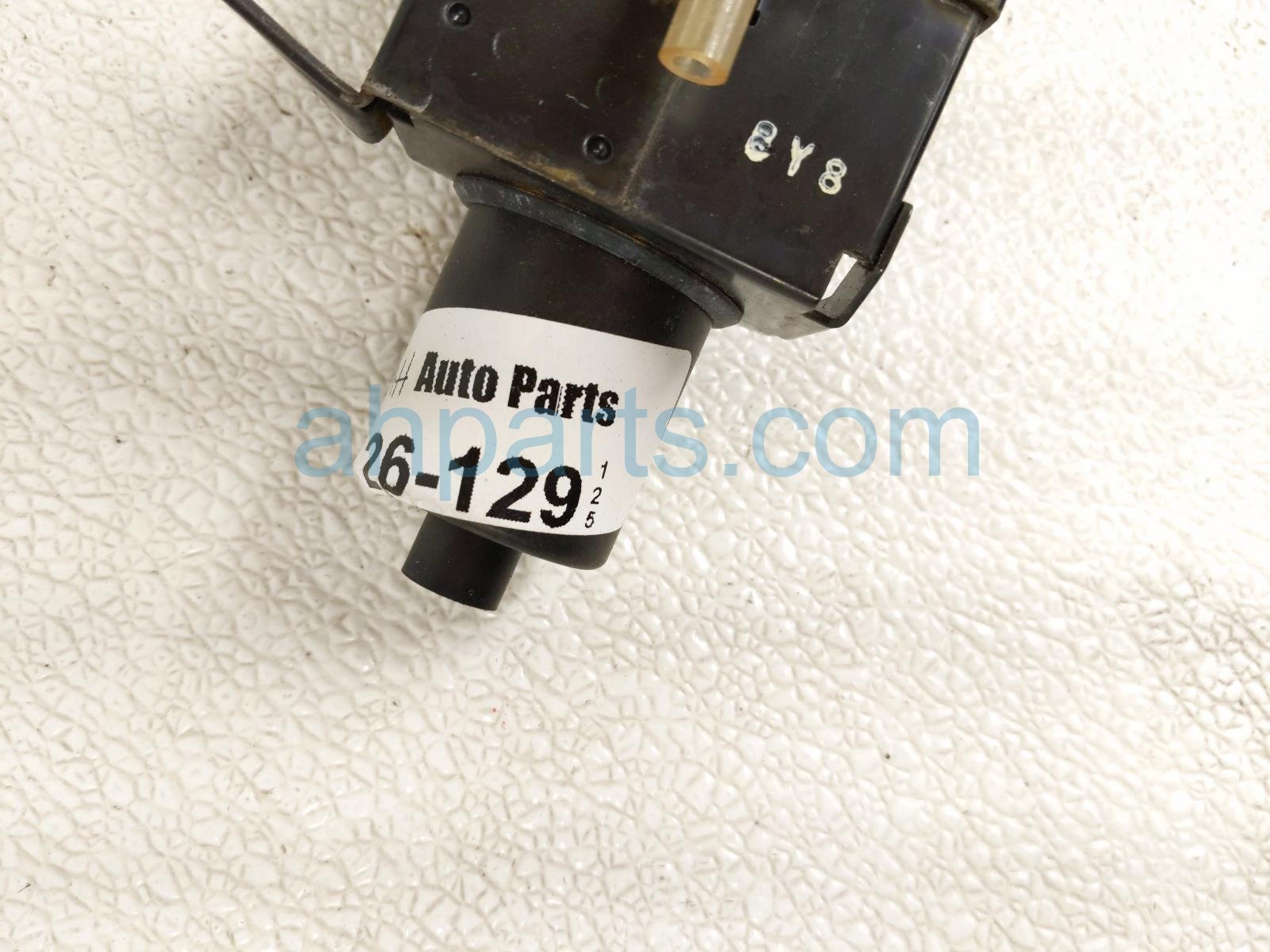 2002 Lexus Sc430 Driver Headlamp Washer Actuator 85208 24010 Replacement 2002 Lexus Sc430 Driver Headlamp Washer Actuator 85208 24010 Replacement thumbnail