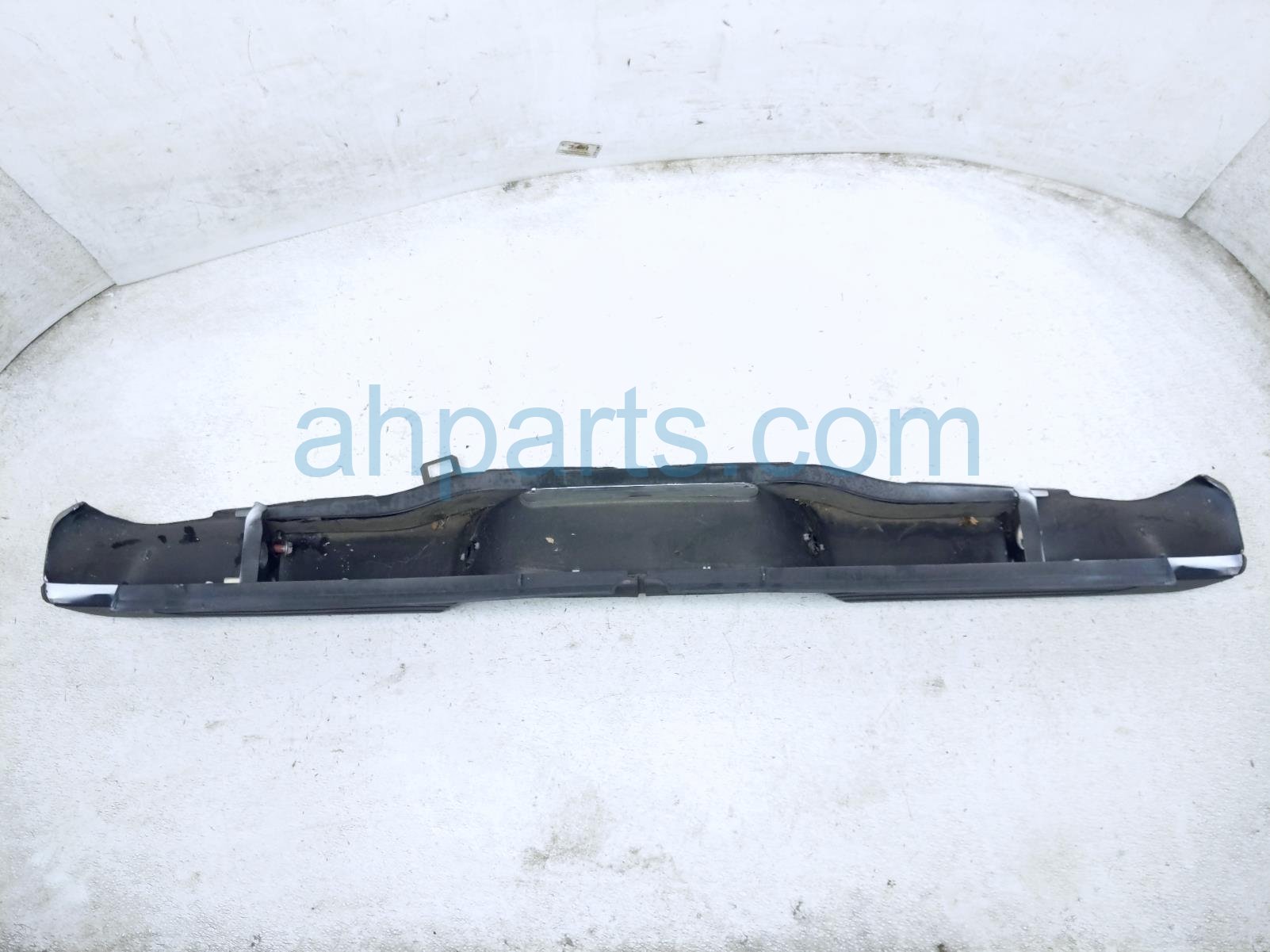 REAR BUMPER ASSY - CHROME