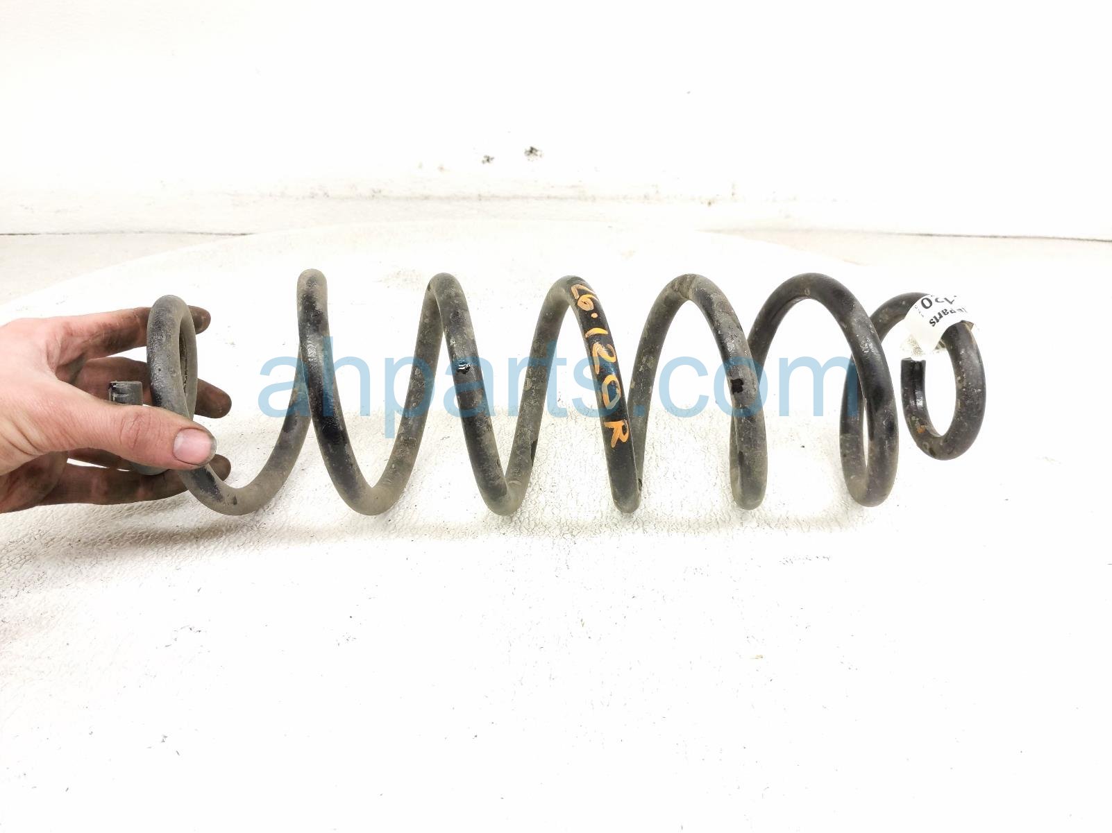 2026 Toyota Camry Strut / / Shock Absorber Rear Passenger Coil Spring 2.5l Fwd 48231 06880 Replacement 2026 Toyota Camry Strut / / Shock Absorber Rear Passenger Coil Spring 2.5l Fwd 48231 06880 Replacement thumbnail