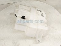 Toyota WINDSHIELD WASHER RESERVOIR W/PUMP Toyota WINDSHIELD WASHER RESERVOIR W/PUMP