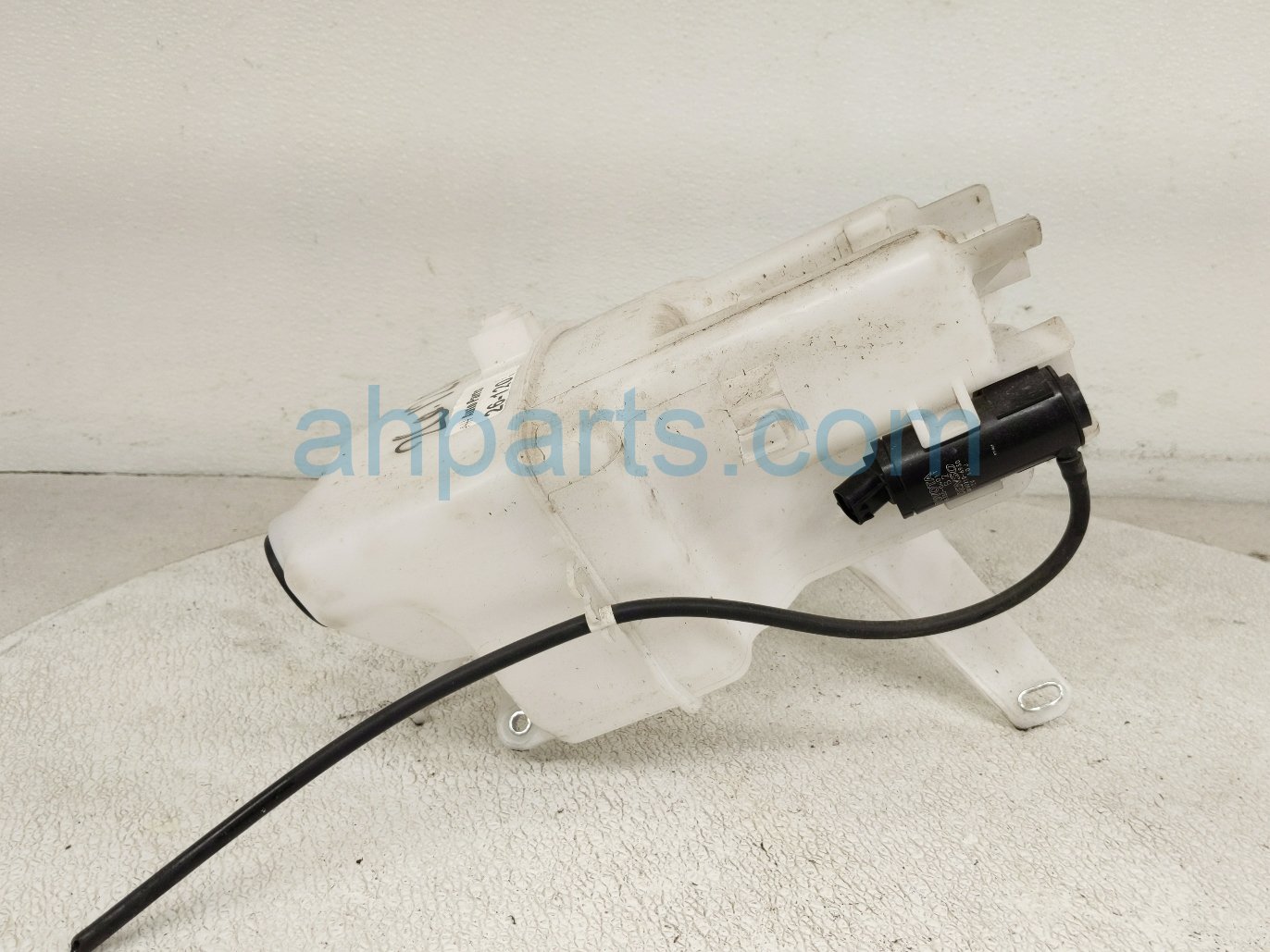 2026 Toyota Camry Windshield Washer Reservoir W/pump 85330 04011 Replacement 2026 Toyota Camry Windshield Washer Reservoir W/pump 85330 04011 Replacement thumbnail