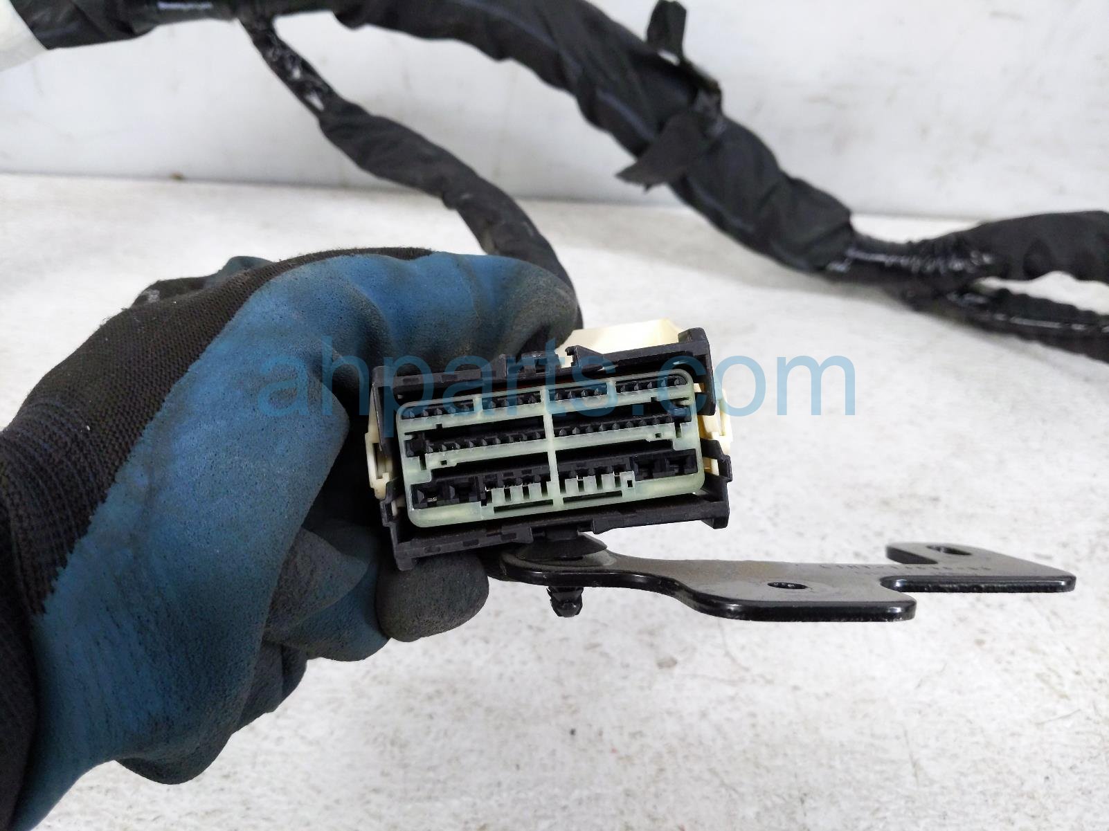 2021 Ford Explorer Dash Instrument Wire Harness Xlt M1MT 14401 BAVC Replacement 2021 Ford Explorer Dash Instrument Wire Harness Xlt M1MT 14401 BAVC Replacement thumbnail