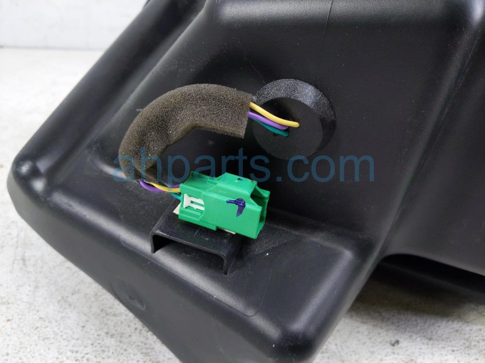2024 Ford Mustang Rear Passenger Subwoofer Speaker Assy * KR3T 19A067 AF Replacement 2024 Ford Mustang Rear Passenger Subwoofer Speaker Assy * KR3T 19A067 AF Replacement thumbnail