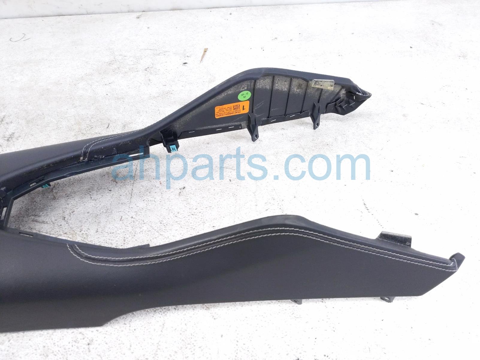 2024 Ford Mustang Center Console Cup Holder Trim blk PR3B Replacement 2024 Ford Mustang Center Console Cup Holder Trim blk PR3B Replacement thumbnail