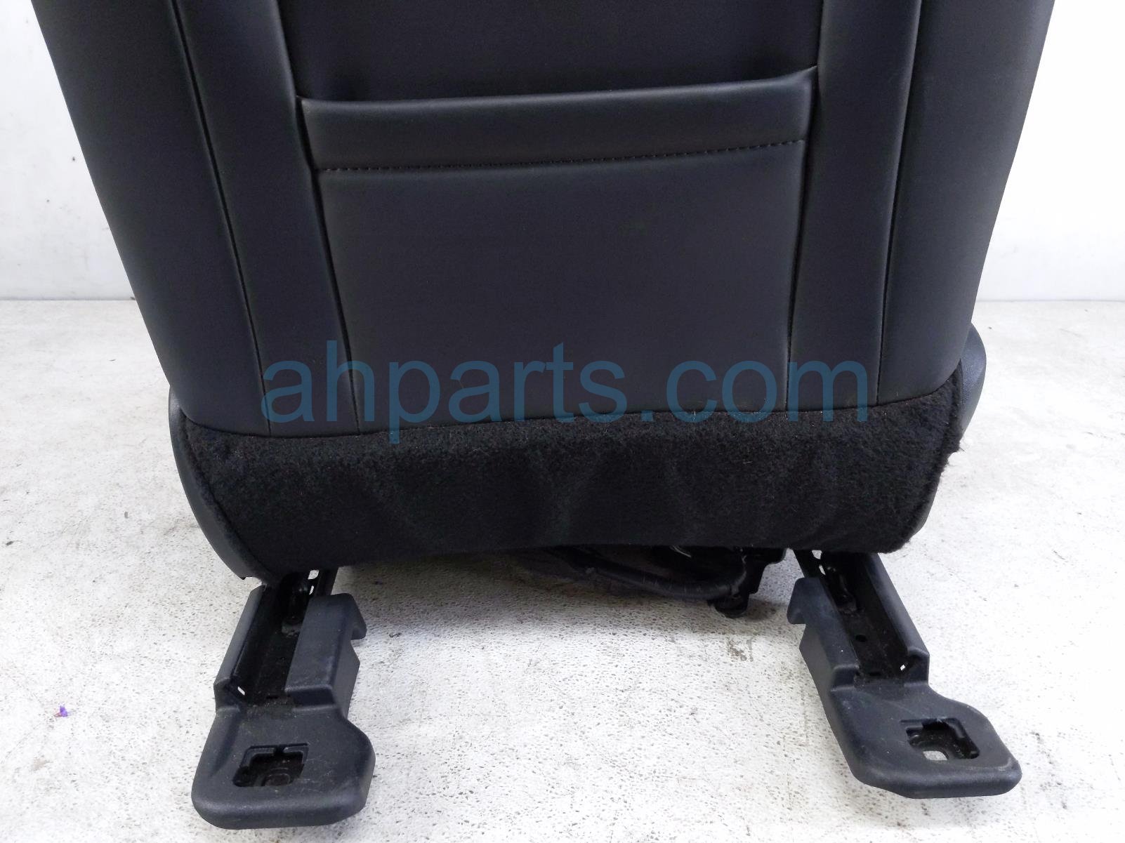 2024 Ford Mustang Front Passenger Seat Black W/ Airbag PR3Z 5464416 CC Replacement 2024 Ford Mustang Front Passenger Seat Black W/ Airbag PR3Z 5464416 CC Replacement thumbnail