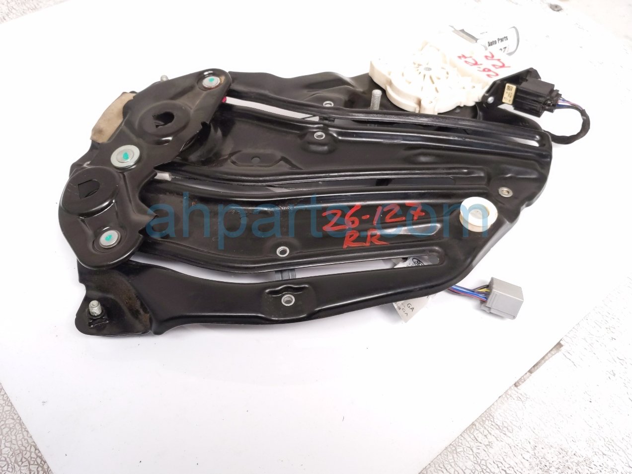 Ford RR/RH QTR WINDOW REGULATOR W/MOTOR
