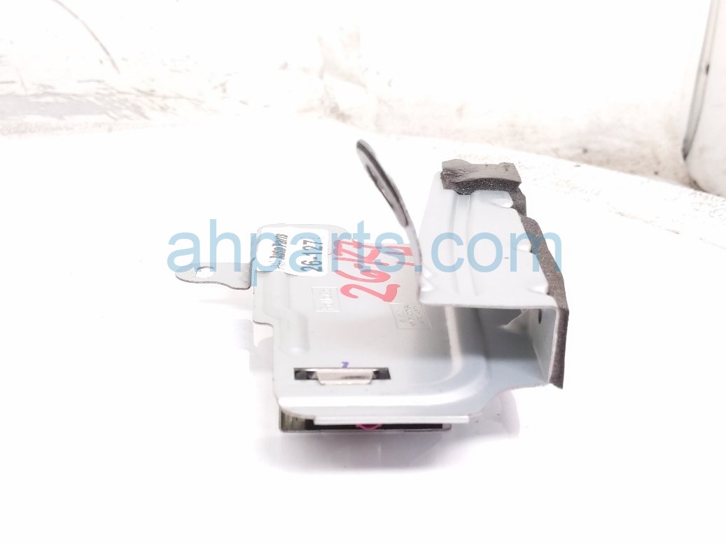 2024 Ford Mustang Pifa Antenna Module Driver MR3T 19K351 AA Replacement 2024 Ford Mustang Pifa Antenna Module Driver MR3T 19K351 AA Replacement thumbnail