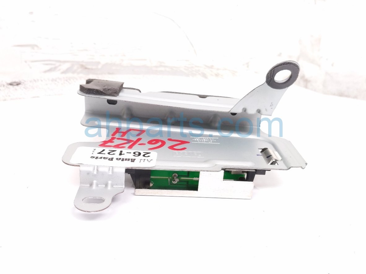 2024 Ford Mustang Pifa Antenna Module Driver MR3T 19K351 AA Replacement 2024 Ford Mustang Pifa Antenna Module Driver MR3T 19K351 AA Replacement thumbnail