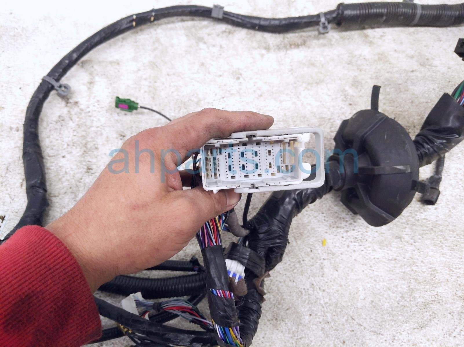2023 Nissan Pathfinder Engine Room Harness W/fuse 3.5l Fwd 24012 6TA2C Replacement 2023 Nissan Pathfinder Engine Room Harness W/fuse 3.5l Fwd 24012 6TA2C Replacement thumbnail