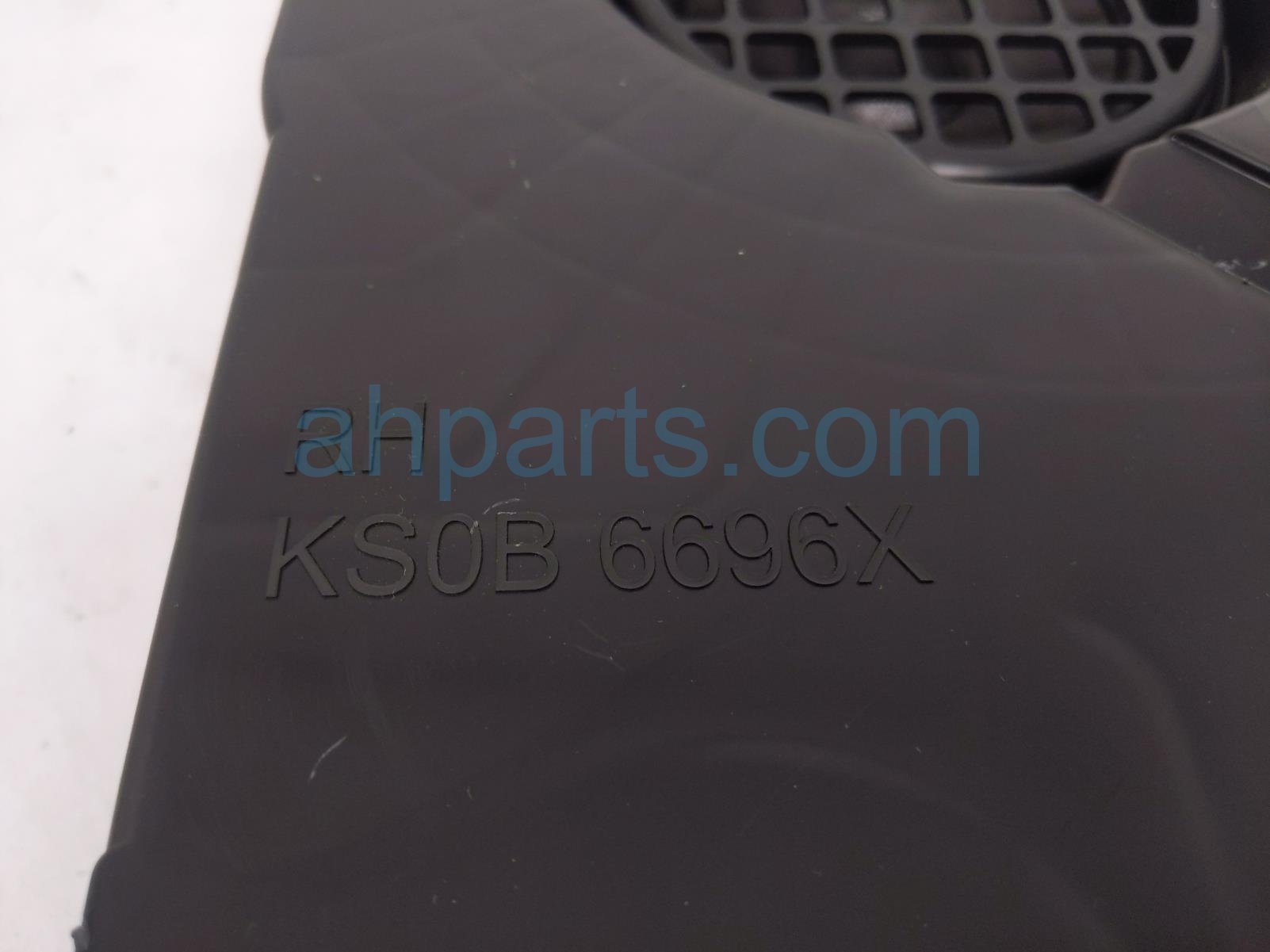 2025 Mazda Cx 90 Rear Passenger Subwoofer Speaker Assy KS0B Replacement 2025 Mazda Cx 90 Rear Passenger Subwoofer Speaker Assy KS0B Replacement thumbnail