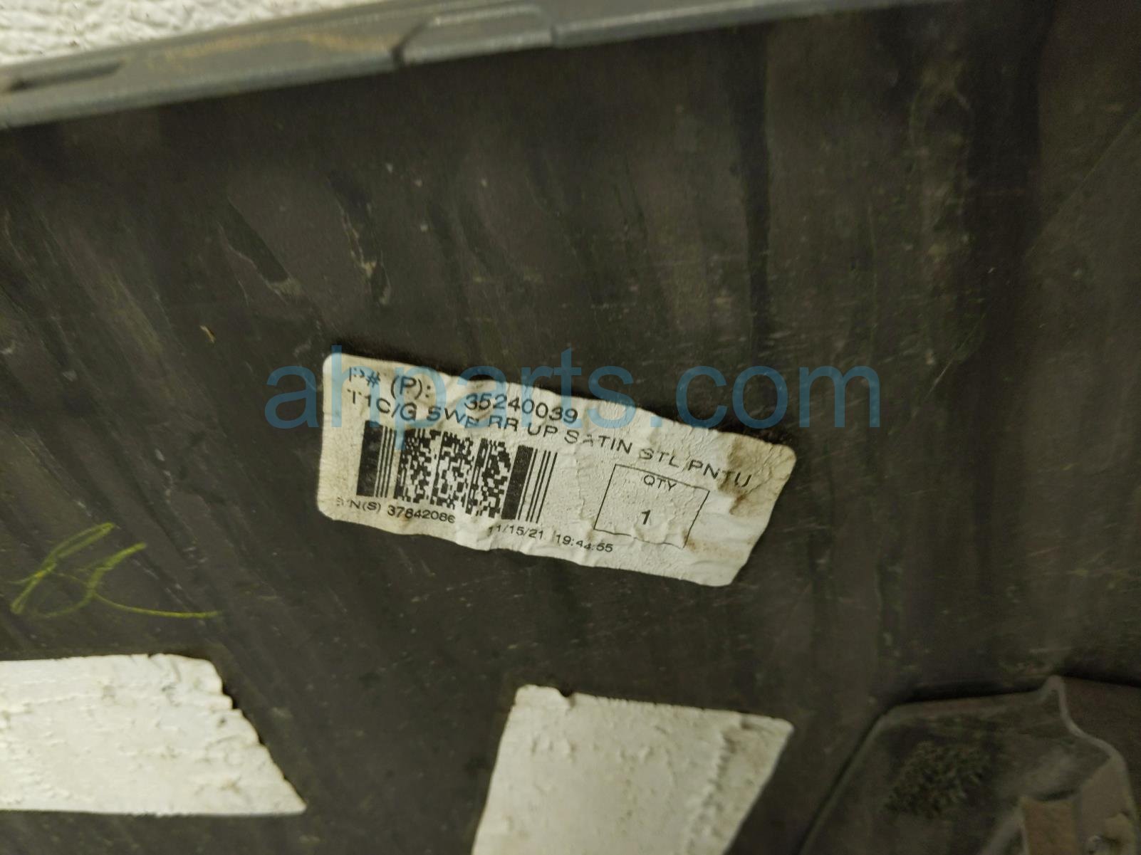 2022 Chevy Tahoe Rear Bumper Cover Grey 35240039 Replacement 2022 Chevy Tahoe Rear Bumper Cover Grey 35240039 Replacement thumbnail