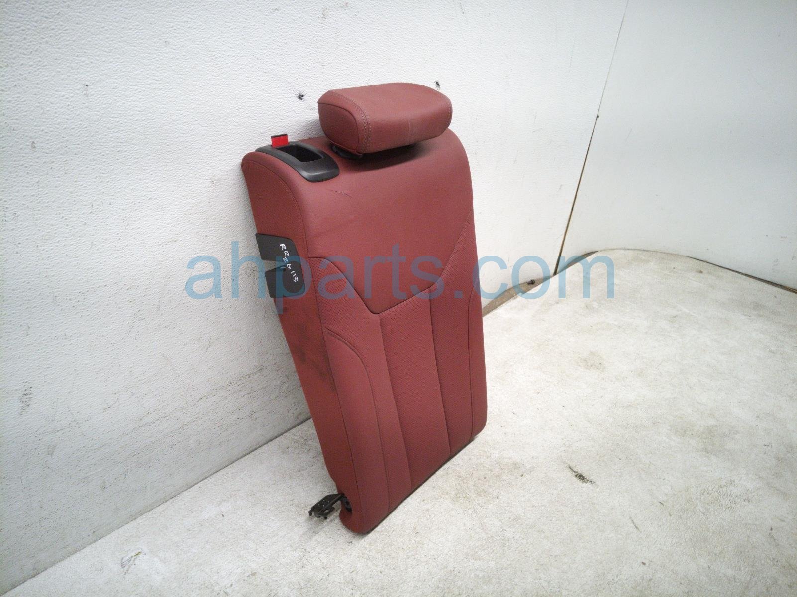 2025 BMW I4 (2nd Row) Rear Passenger Seat Back Red 52 20 5 A0D 104 Replacement 2025 BMW I4 (2nd Row) Rear Passenger Seat Back Red 52 20 5 A0D 104 Replacement thumbnail