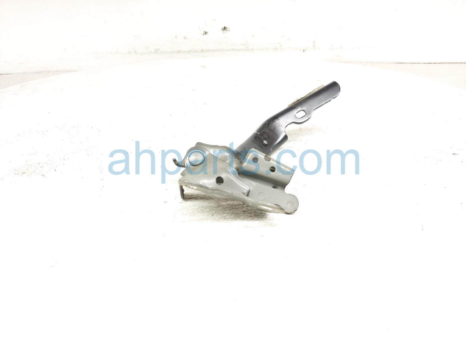 2026 Toyota Camry Passenger Hood Hinge Black 53410 AQ020 Replacement 2026 Toyota Camry Passenger Hood Hinge Black 53410 AQ020 Replacement thumbnail