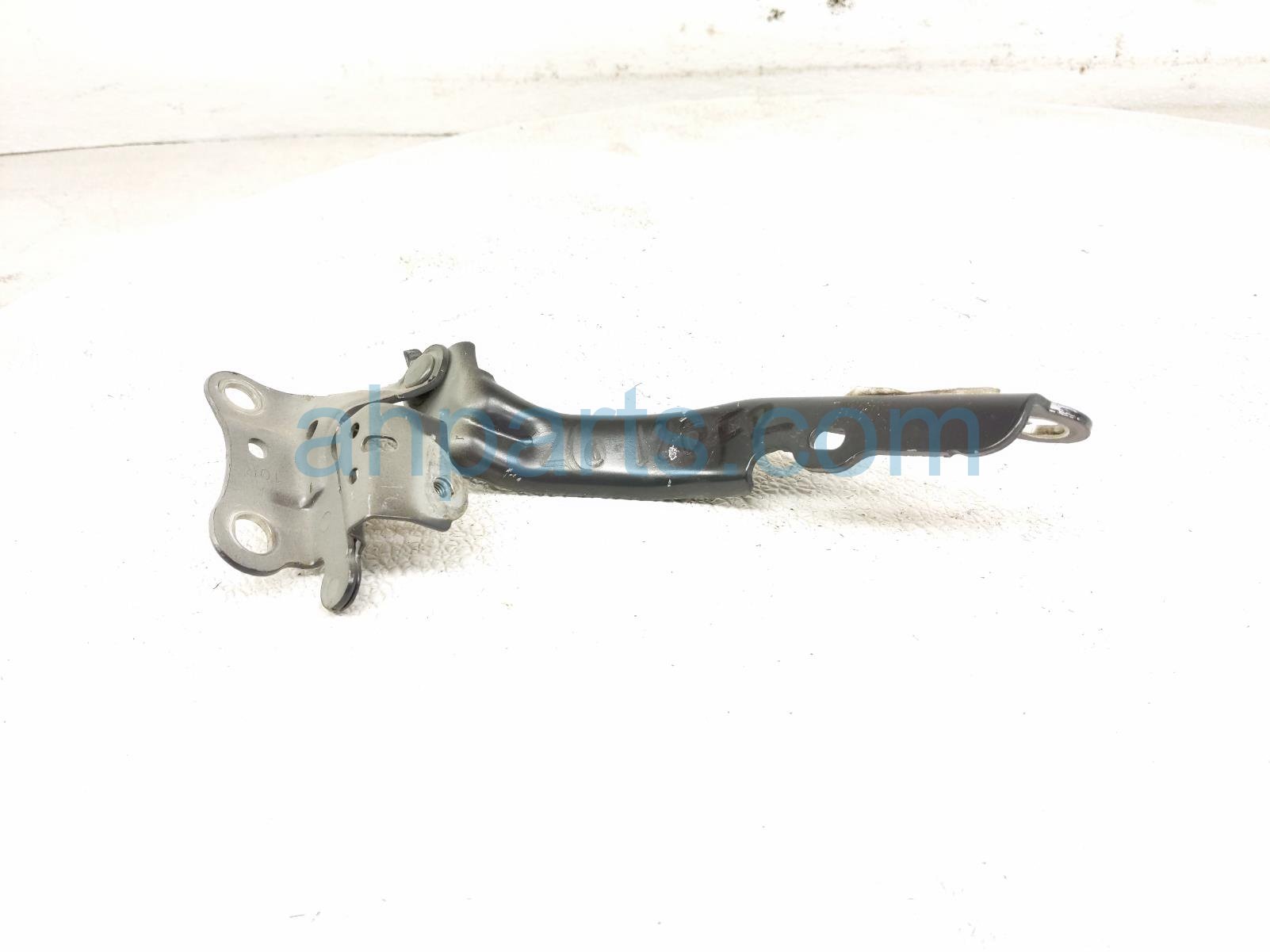 2026 Toyota Camry Passenger Hood Hinge Black 53410 AQ020 Replacement 2026 Toyota Camry Passenger Hood Hinge Black 53410 AQ020 Replacement thumbnail