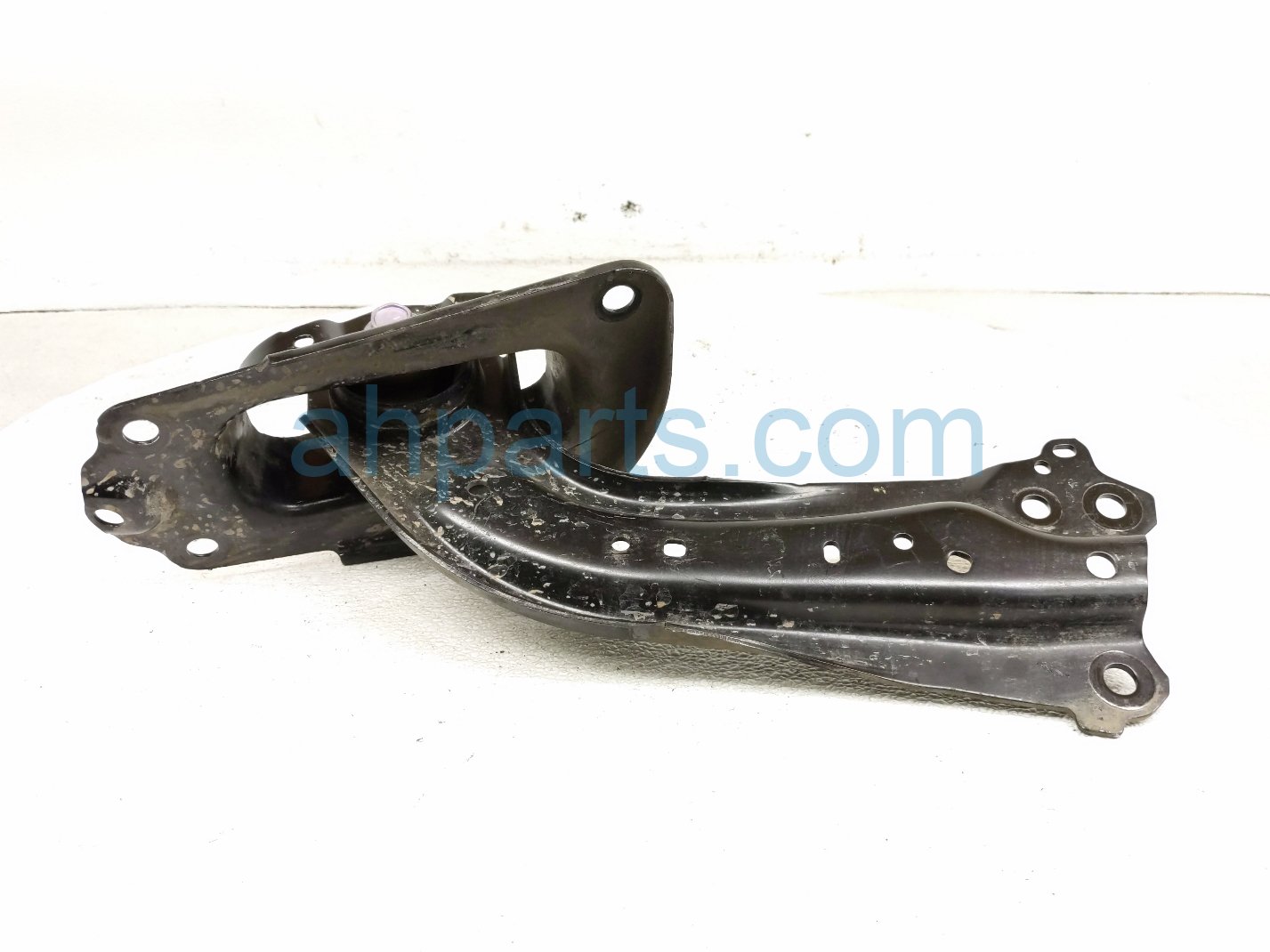 2026 Toyota Camry Rear Passenger Trailing Lower Control Arm 48710 06170 Replacement 2026 Toyota Camry Rear Passenger Trailing Lower Control Arm 48710 06170 Replacement thumbnail