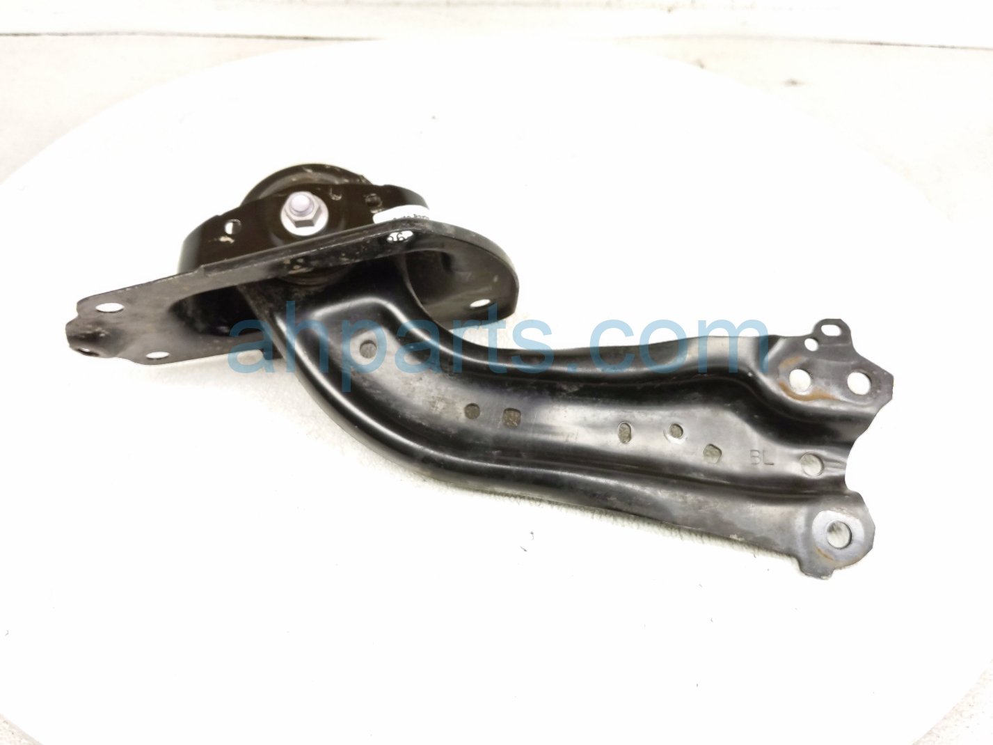 Toyota RR/LH TRAILING LOWER CONTROL ARM