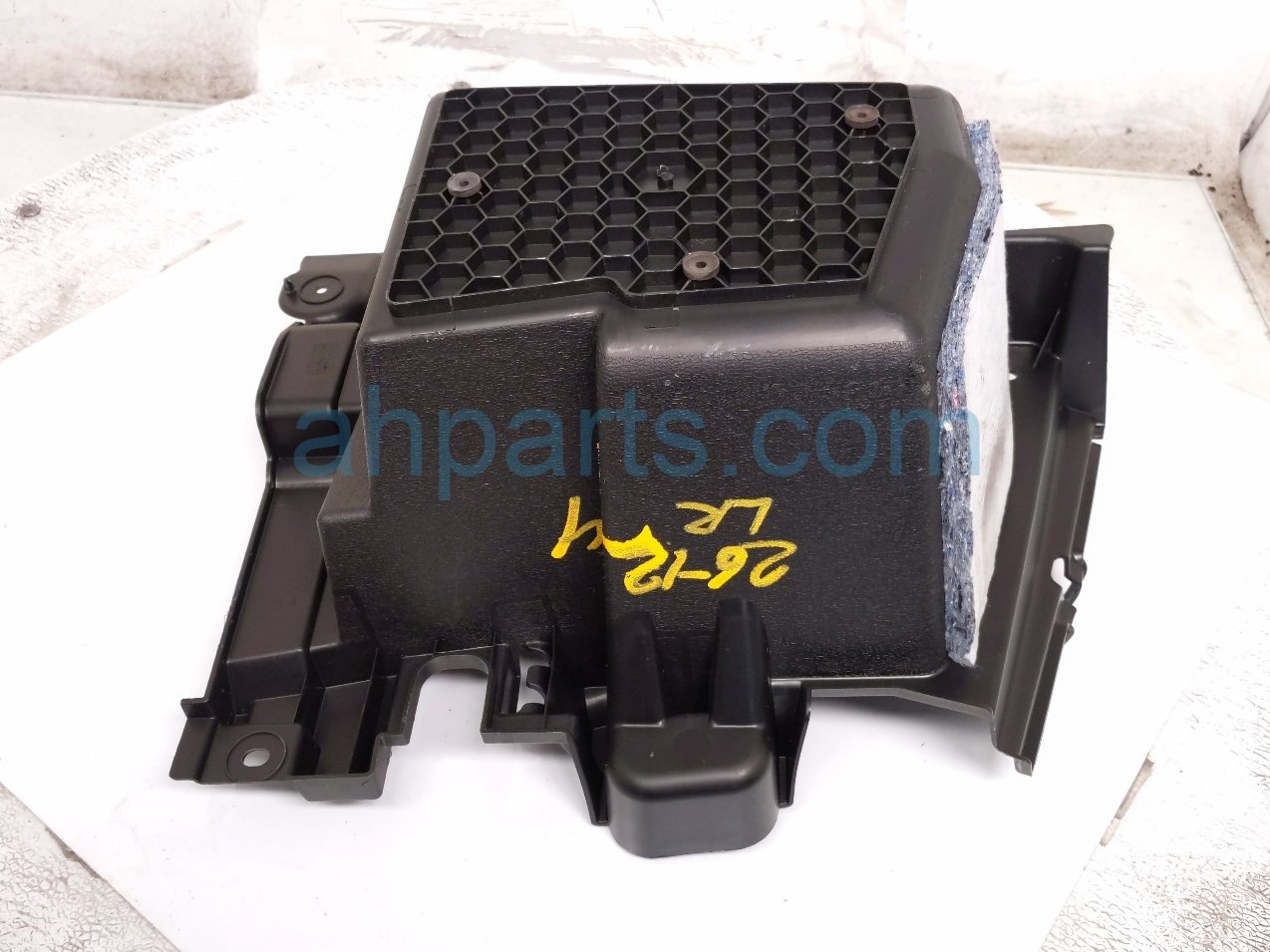 2022 BMW X3 Center Console Storage Box blk 51 45 9 636 710 Replacement 2022 BMW X3 Center Console Storage Box blk 51 45 9 636 710 Replacement thumbnail