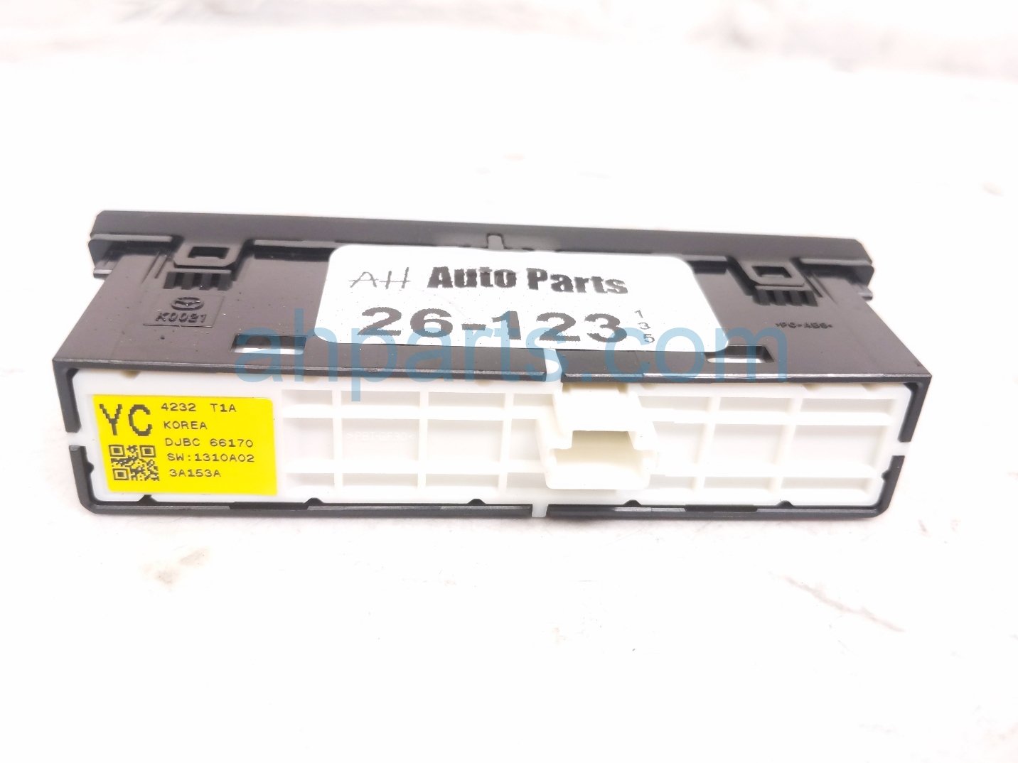 2025 Mazda Cx 90 Dash Tcs I stop Park Sw lh DJBC Replacement 2025 Mazda Cx 90 Dash Tcs I stop Park Sw lh DJBC Replacement thumbnail