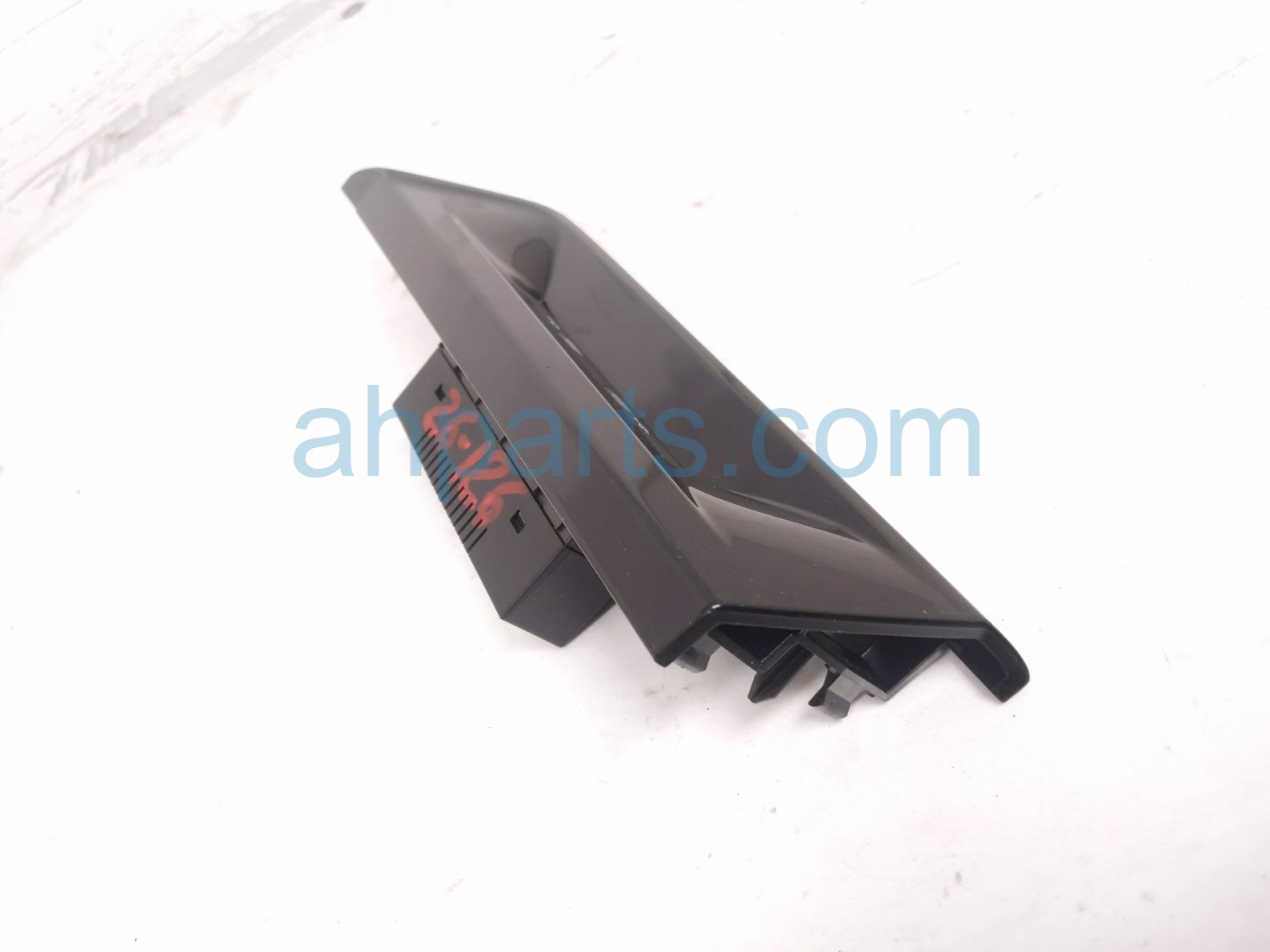 2023 Volkswagen Golf Gti Dual Usb c Port Assy 5NA 035 700 Replacement 2023 Volkswagen Golf Gti Dual Usb c Port Assy 5NA 035 700 Replacement thumbnail