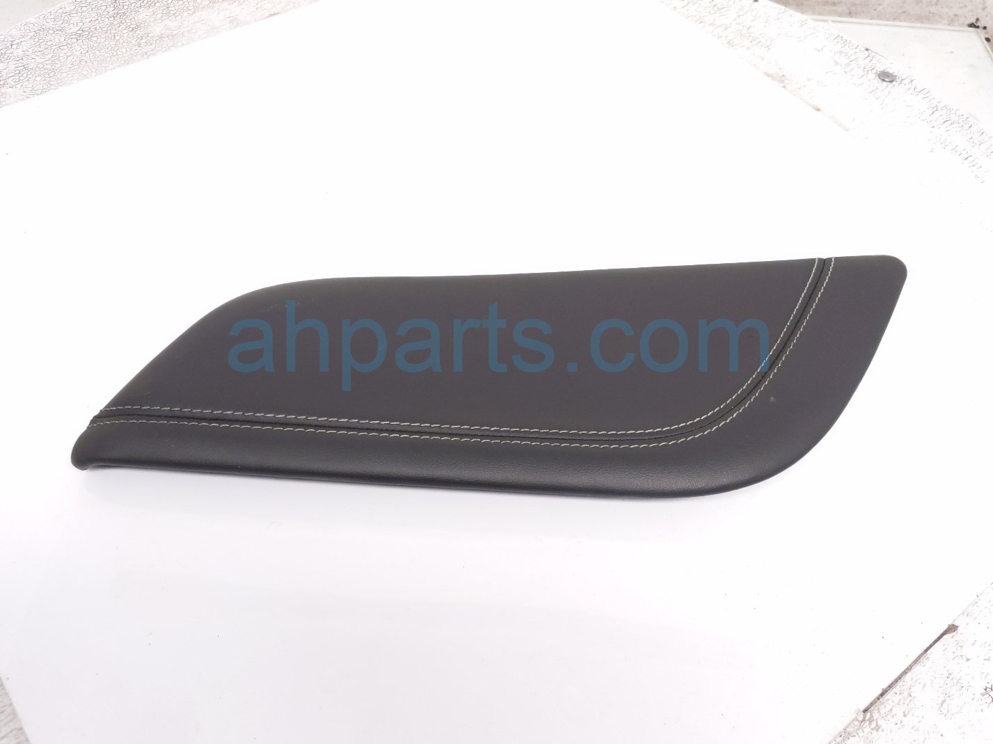 2024 Ford Mustang Passenger Console Side Trim Panel blk PR3B C044E06 Replacement 2024 Ford Mustang Passenger Console Side Trim Panel blk PR3B C044E06 Replacement thumbnail