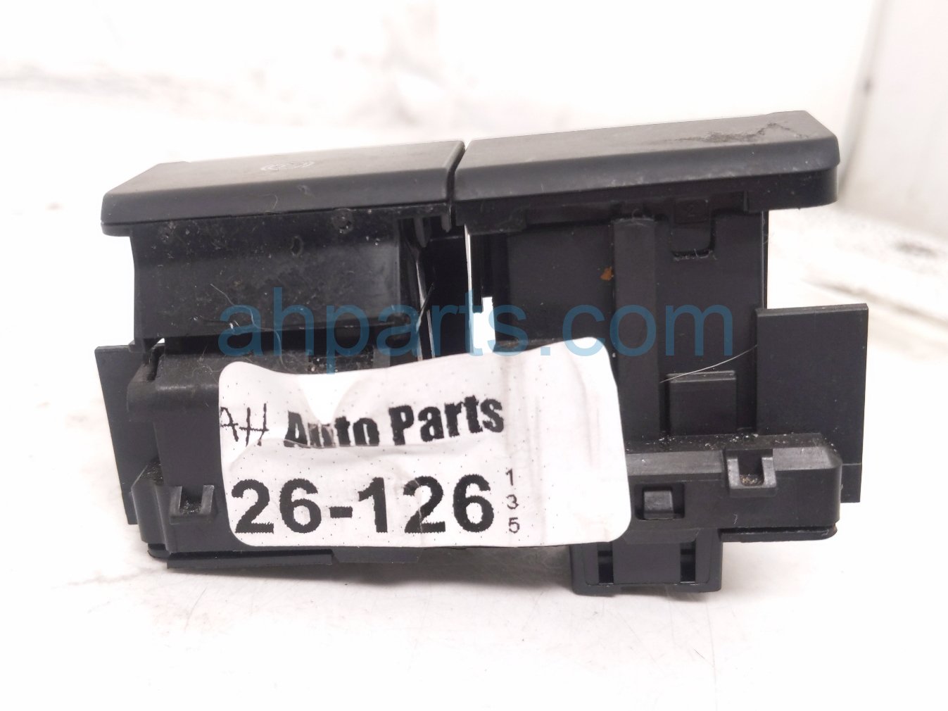 2023 Volkswagen Golf Gti Electronic Parking Brake Switch 5H0 927 225 C UYN Replacement 2023 Volkswagen Golf Gti Electronic Parking Brake Switch 5H0 927 225 C UYN Replacement thumbnail