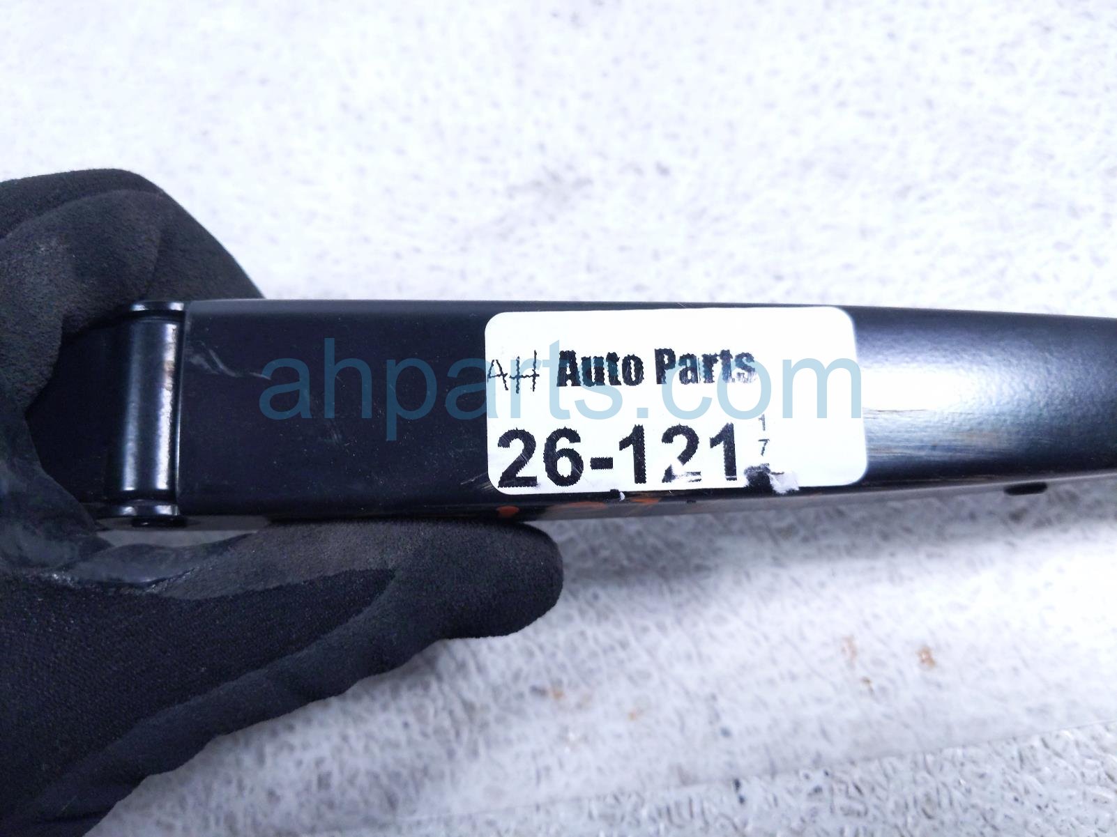 2025 Nissan Kicks Driver Windshield Wiper Arm 28886 7LF0A Replacement 2025 Nissan Kicks Driver Windshield Wiper Arm 28886 7LF0A Replacement thumbnail