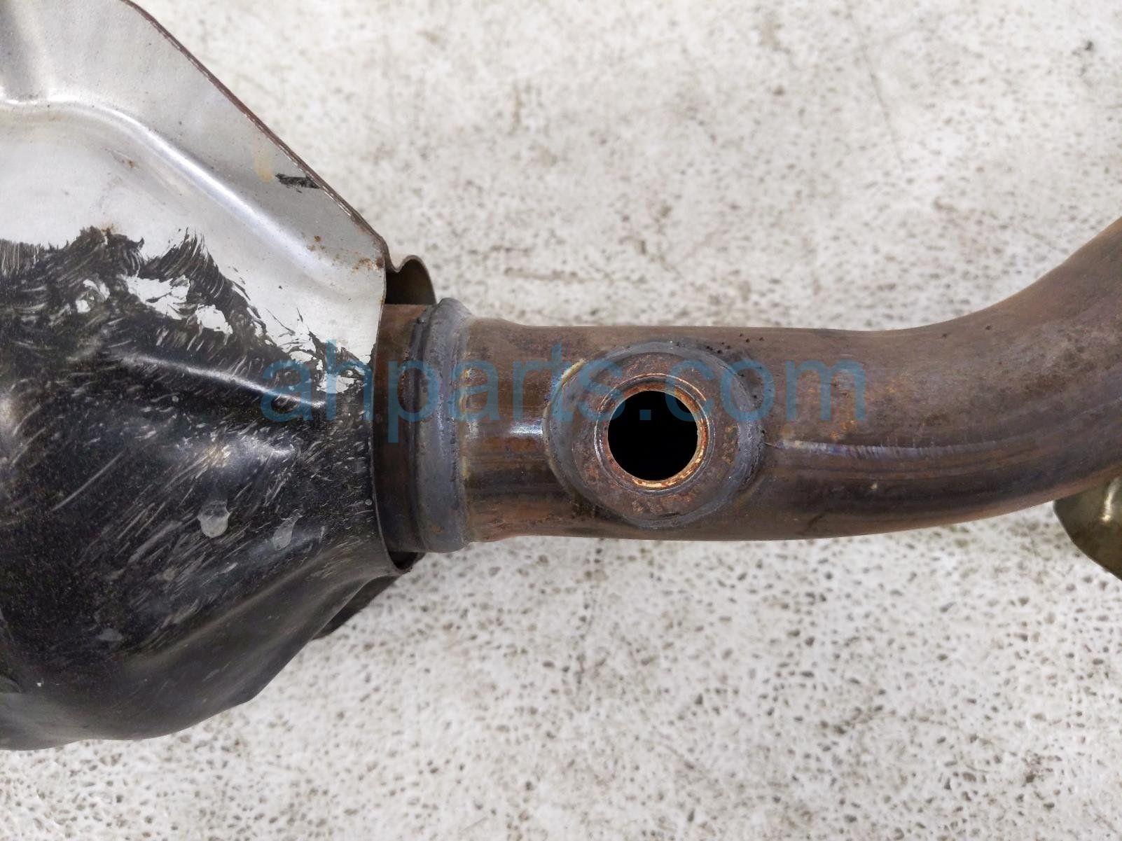 2025 Nissan Kicks Catalytic Front Exhaust Pipe W/conv 2.0 Awd 200A0 7LH0A Replacement 2025 Nissan Kicks Catalytic Front Exhaust Pipe W/conv 2.0 Awd 200A0 7LH0A Replacement thumbnail