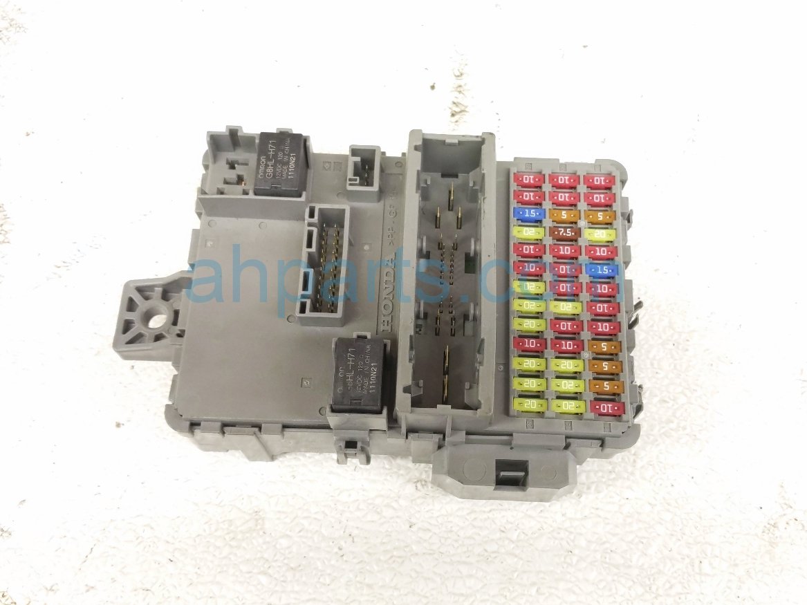 Honda CABIN FUSE BOX - 2.0L HYBRID AWD