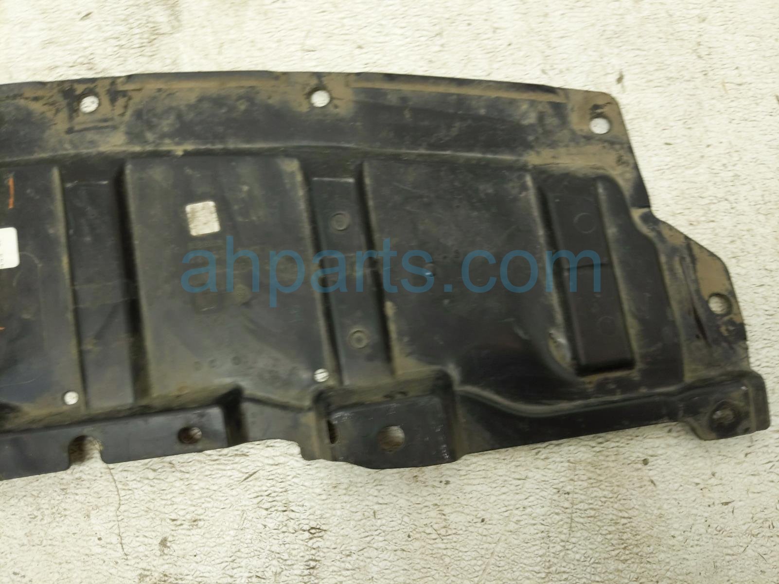 2025 Nissan Kicks Front Radiator Support Splash Shield 62660 7LG0A Replacement 2025 Nissan Kicks Front Radiator Support Splash Shield 62660 7LG0A Replacement thumbnail