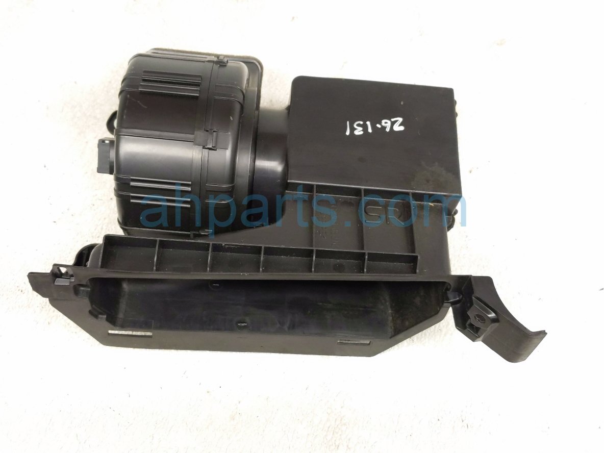 Toyota RH BATTERY COOLING BLOWER ASSY