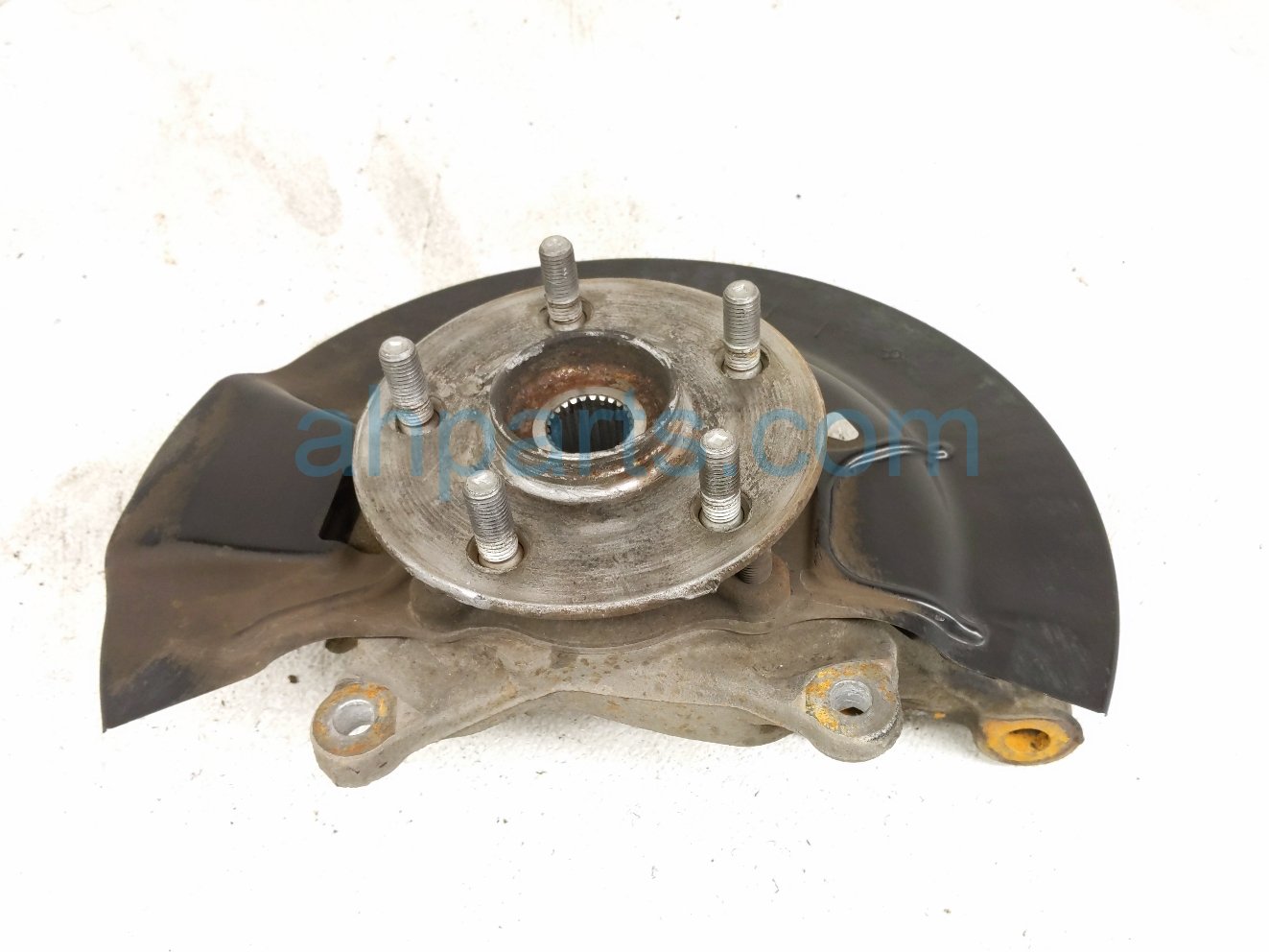 Toyota FR/RH SPINDLE KNUCKLE W/HUB