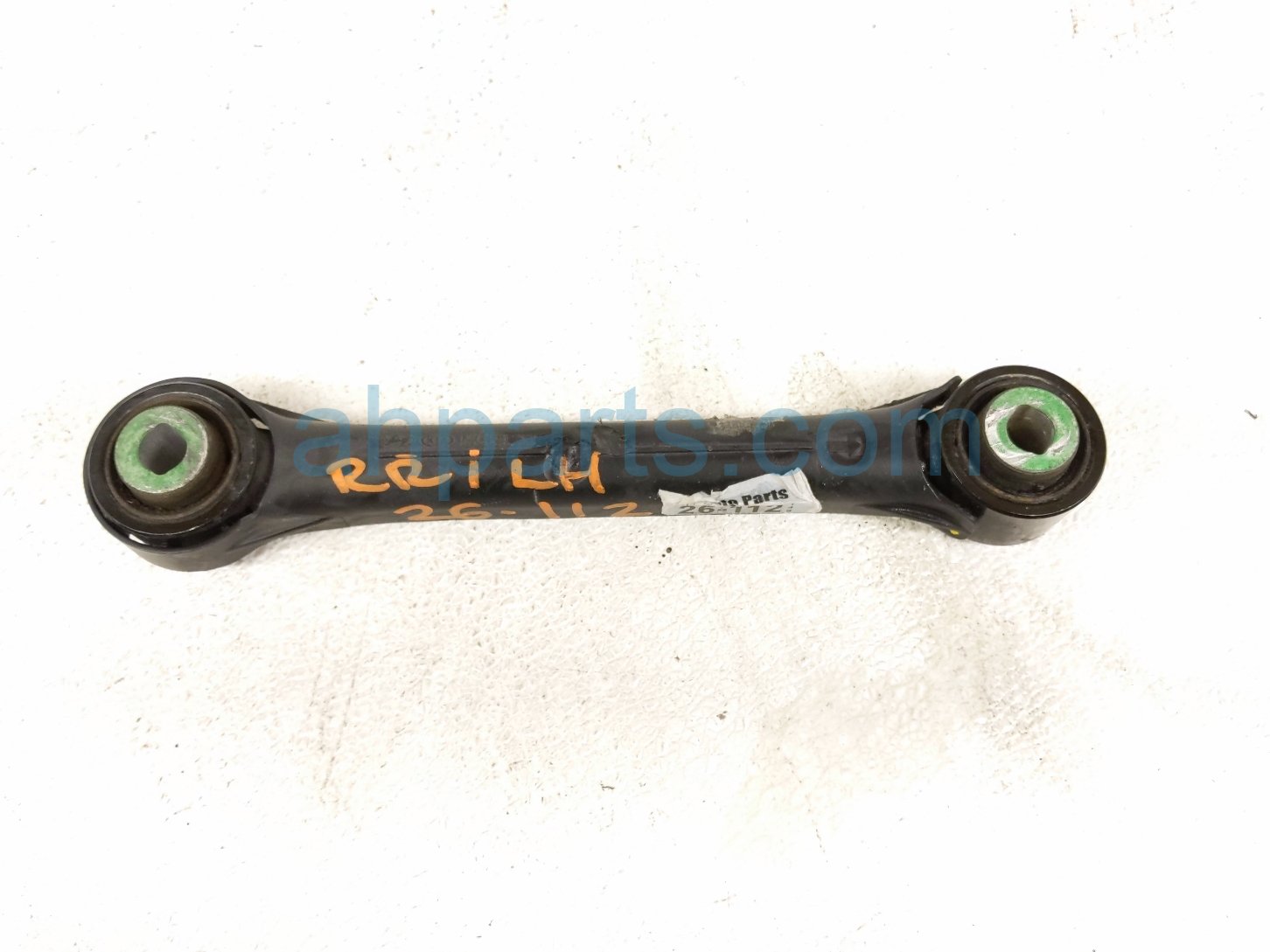 Kia RR/LH LATERAL CONTROL ARM