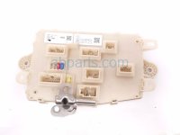 $195 Honda RH CABIN FUSE BOX - 3.5L FWD $195 Honda RH CABIN FUSE BOX - 3.5L FWD