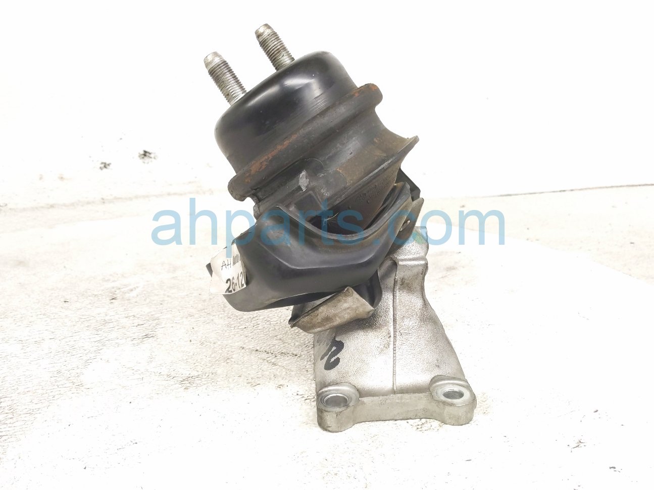 2002 Lexus Sc430 Engine/motor Driver Engine Mount Brkt 4.3l Rwd 12361 50150 Replacement 2002 Lexus Sc430 Engine/motor Driver Engine Mount Brkt 4.3l Rwd 12361 50150 Replacement thumbnail